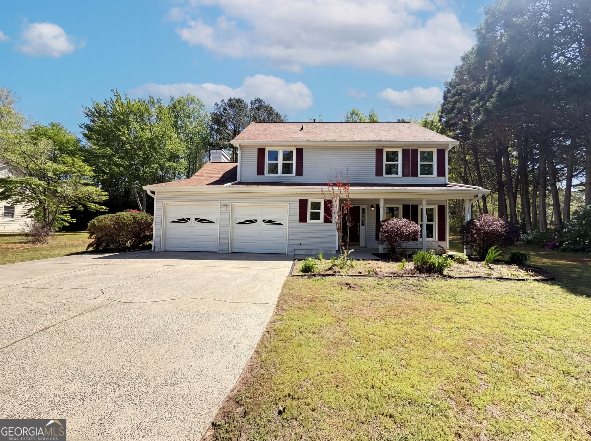 3 bedroom, 2.5 bathroom, 1,956 sq ft single family residence for sale at 1197 Parkwood Chase, Acworth, GA 30102