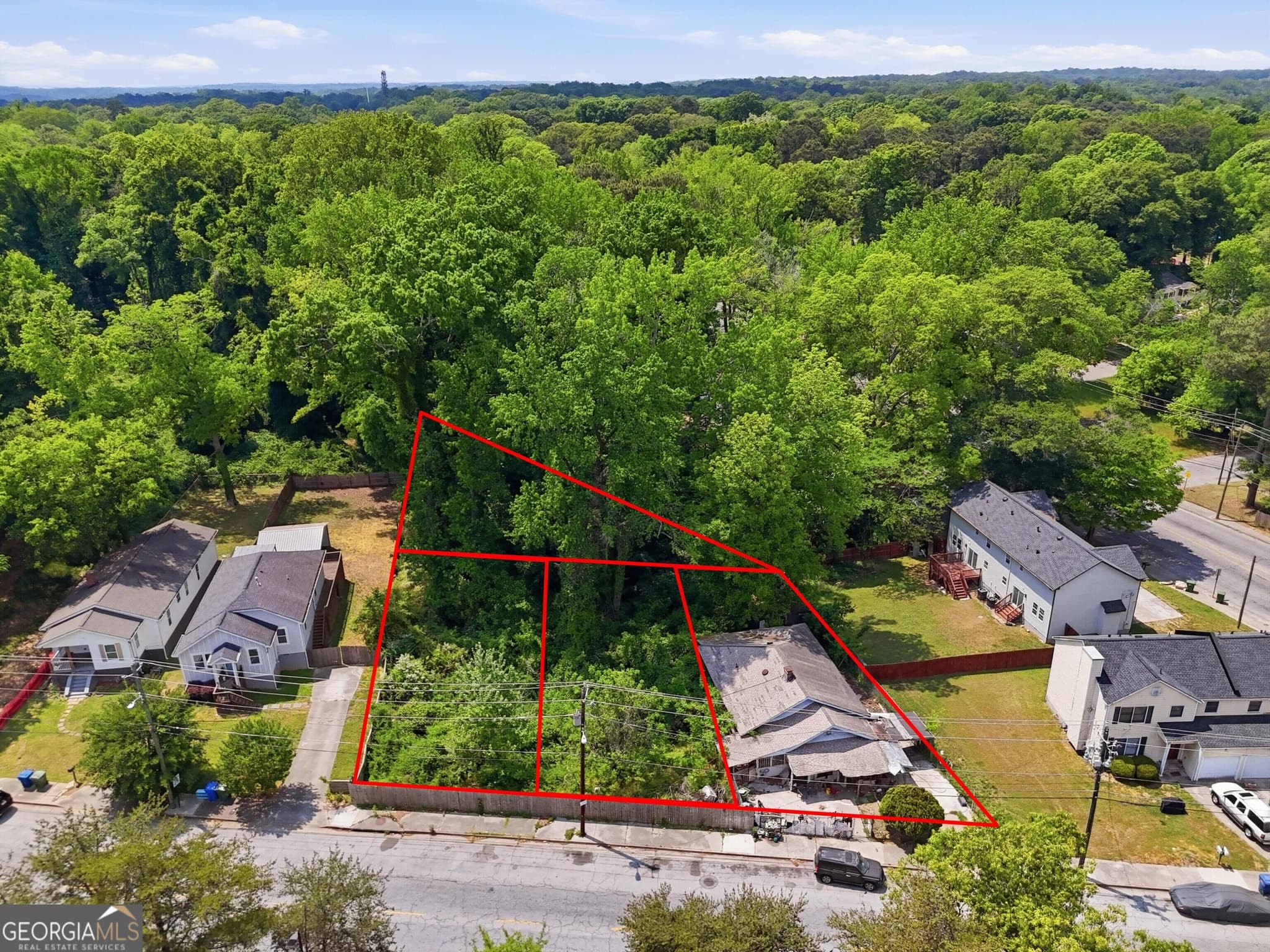 2 bedroom, 1 bathroom, 1,385 sq ft single family residence for sale at 1395 Oakland Drive, Atlanta, GA 30310 — photo 3