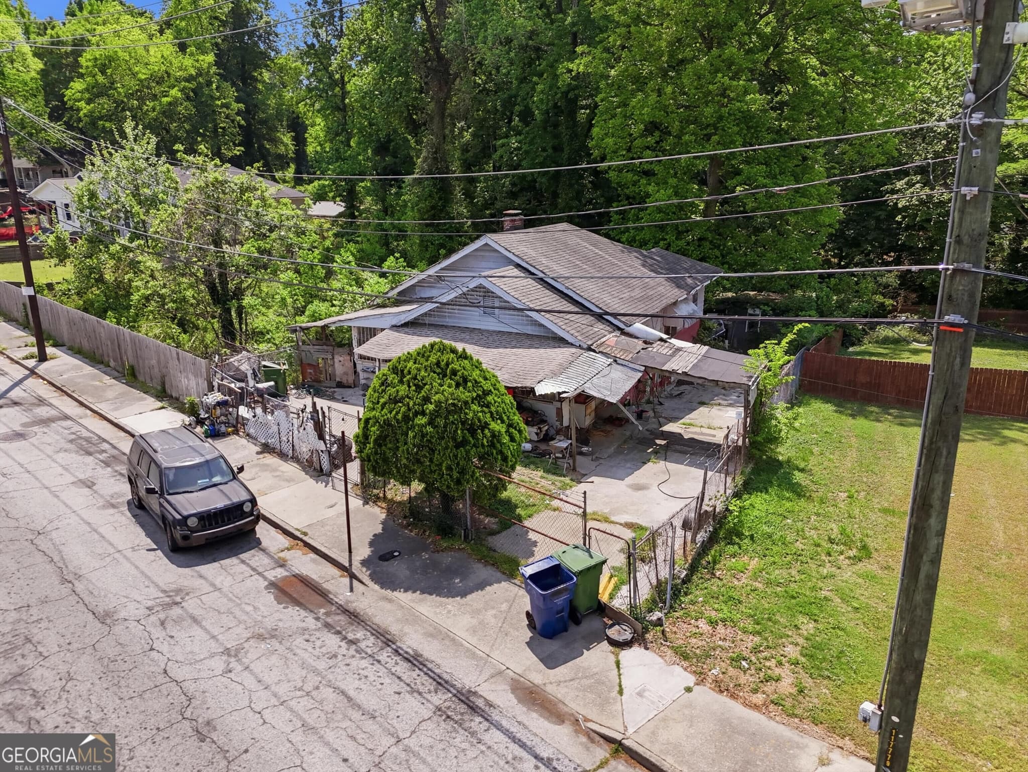 2 bedroom, 1 bathroom, 1,385 sq ft single family residence for sale at 1395 Oakland Drive, Atlanta, GA 30310 — photo 4