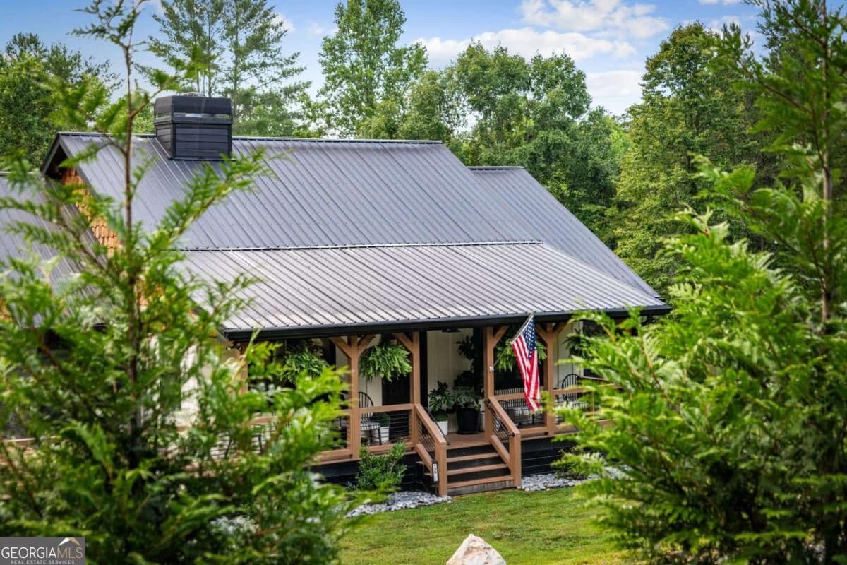 5 bedroom, 3 bathroom, 3,724 sq ft single family residence for sale at 135 Rolling Hills Drive, Morganton, GA 30560 — photo 3