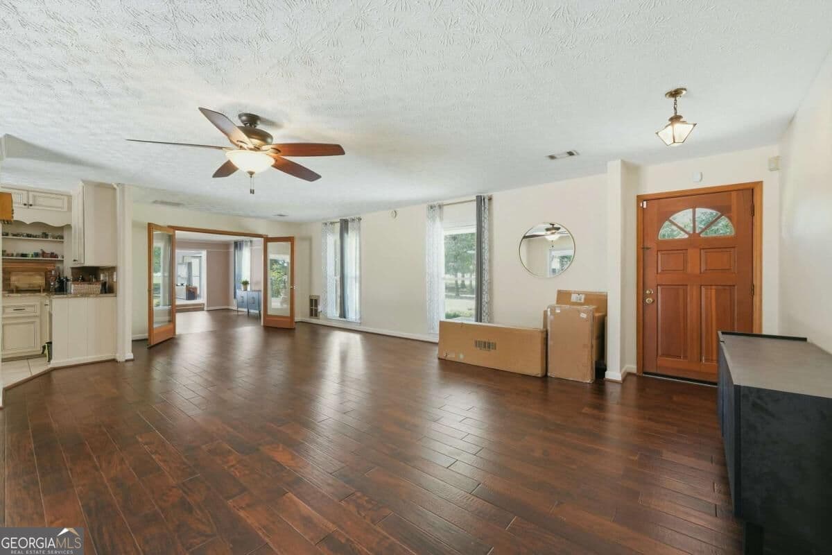 3 bedroom, 2 bathroom, 2,894 sq ft single family residence for sale at 234 Crumbley Road, Mcdonough, GA 30252 — photo 5
