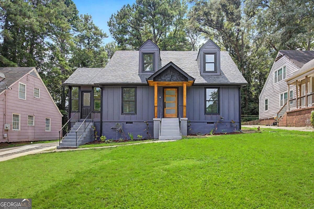 4 bedroom, 3 bathroom, 1,792 sq ft single family residence for sale at 1838 Rogers Avenue, Atlanta, GA 30310 — photo 1 of 16