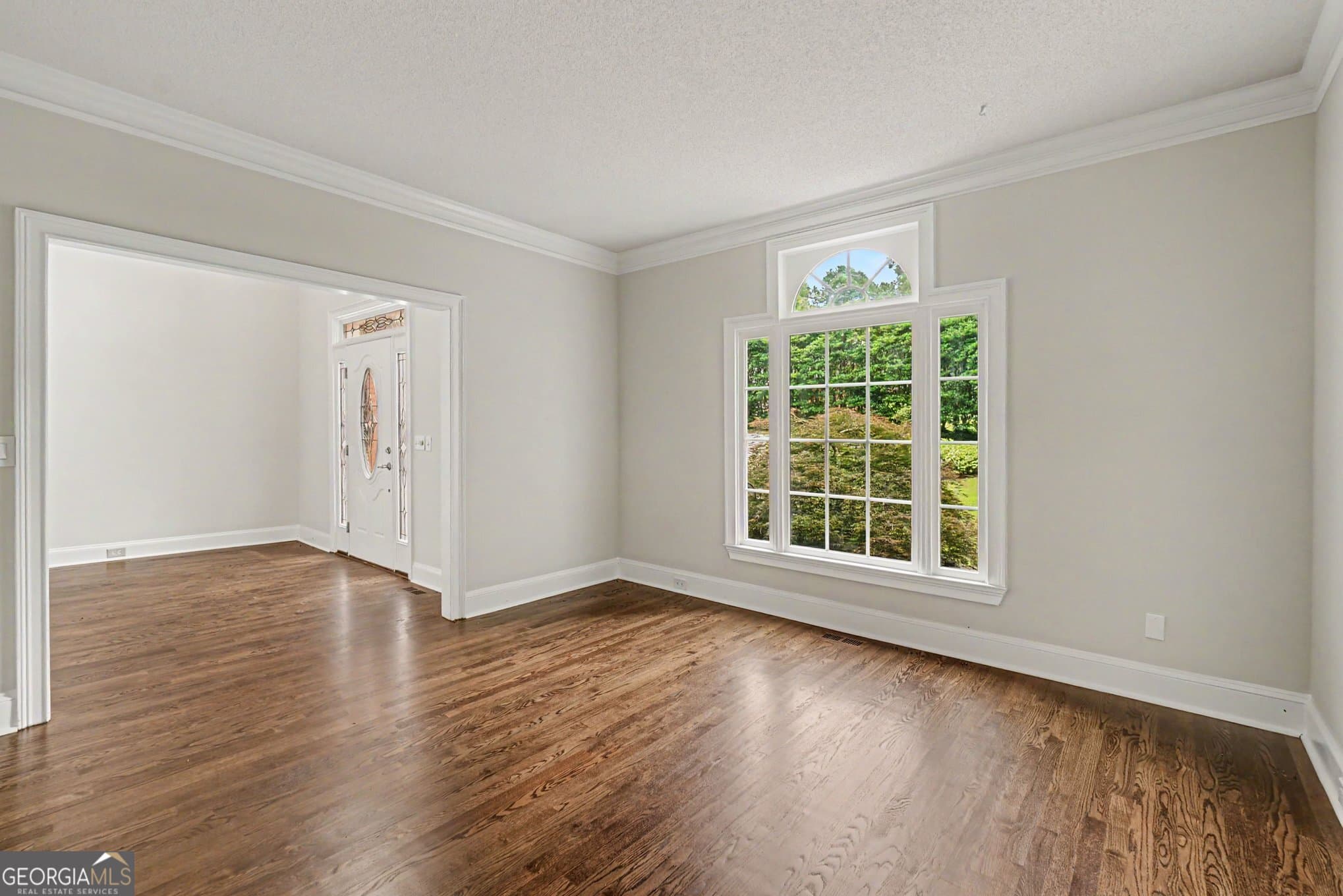 5 bedroom, 3.5 bathroom, 4,039 sq ft single family residence for sale at 810 Deep Lake Drive, Kennesaw, GA 30144 — photo 4