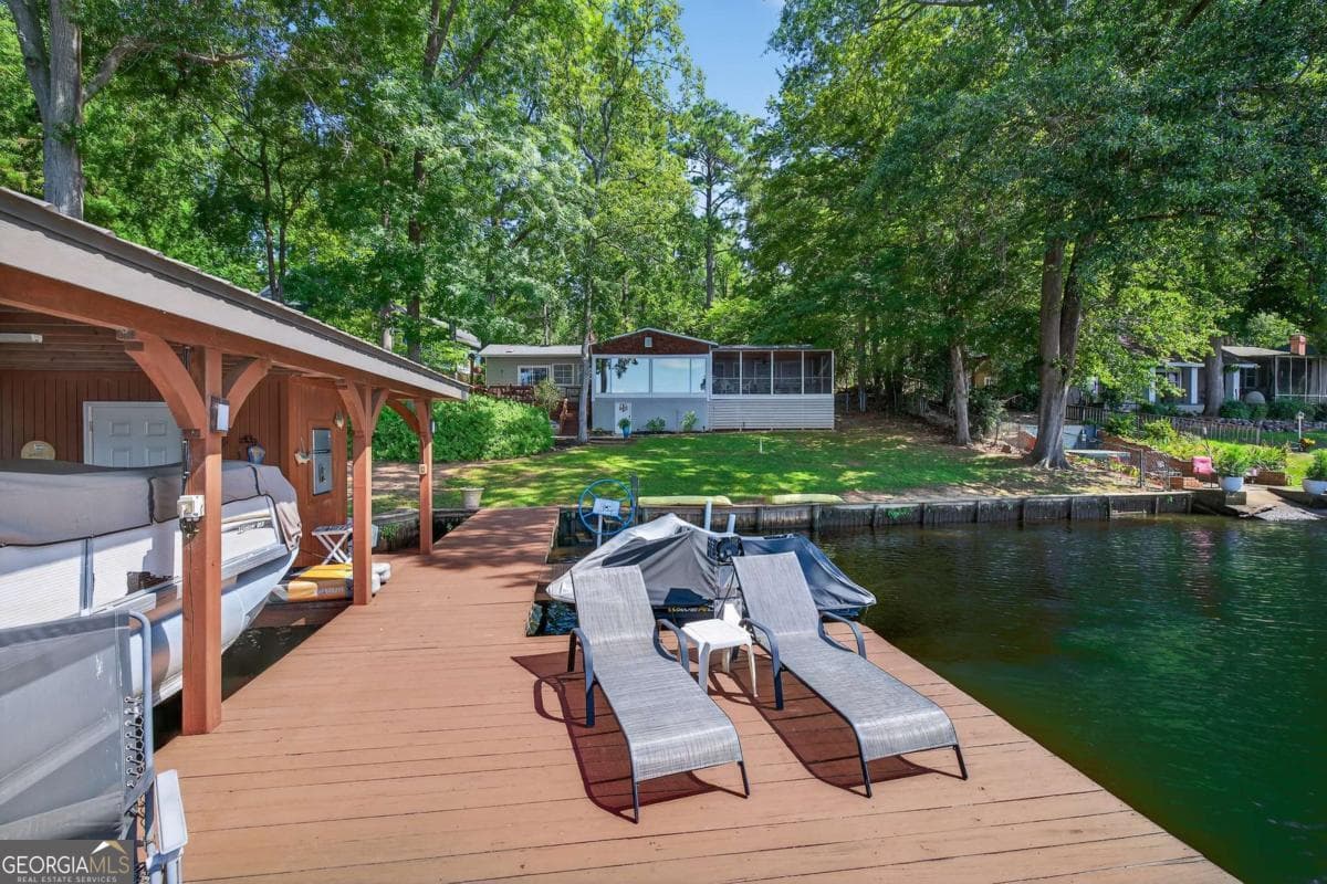 3 bedroom, 2 bathroom, 1,576 sq ft single family residence for sale at 108D Southshore Drive, Eatonton, GA 31024 — photo 1 of 71