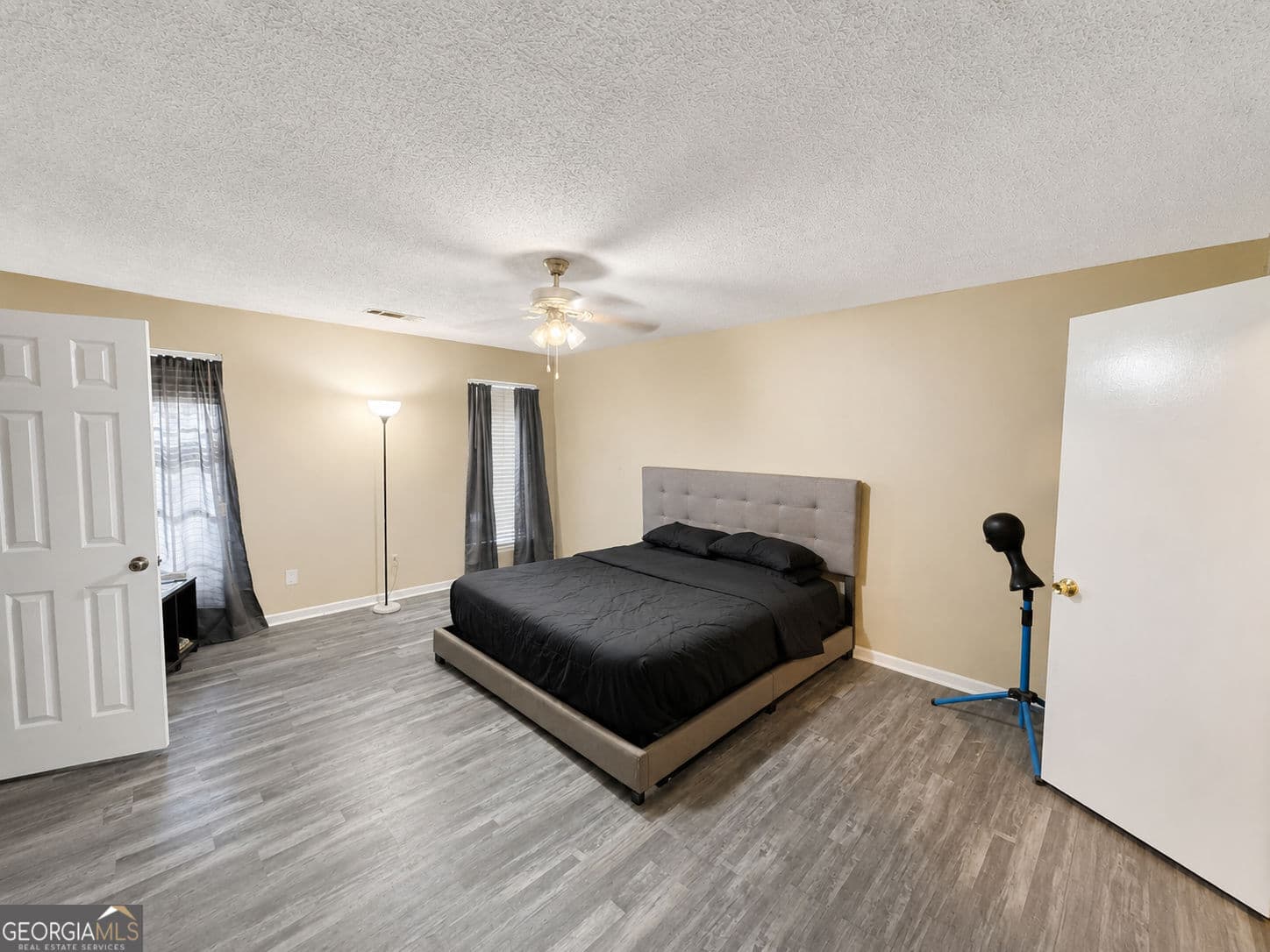 3 bedroom, 2 bathroom, 1,776 sq ft single family residence for sale at 8674 Cedar Creek Ridge, Riverdale, GA 30274 — photo 6