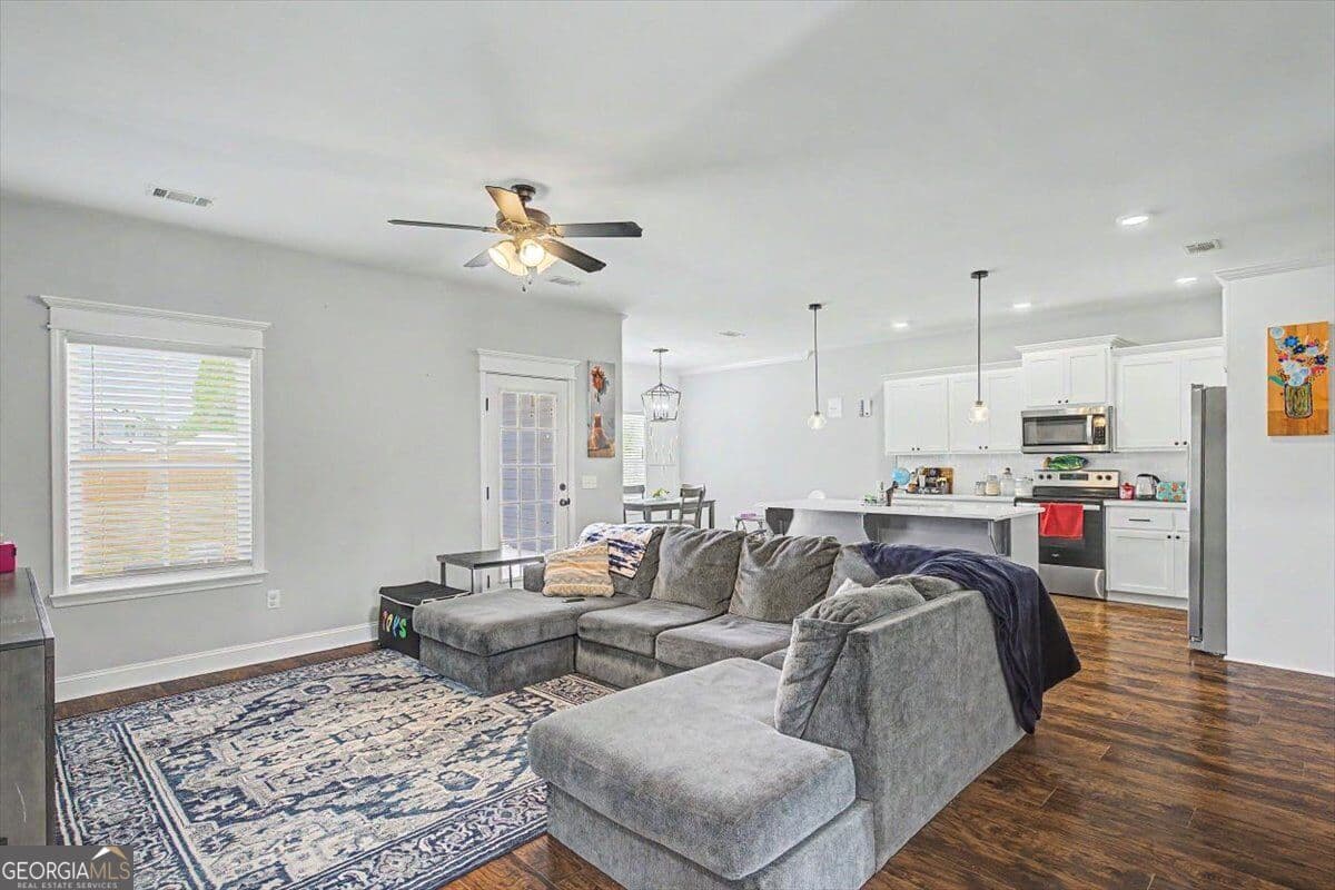 4 bedroom, 2 bathroom, 1,719 sq ft single family residence for sale at 129 Timberland Drive, Ludowici, GA 31316 — photo 3