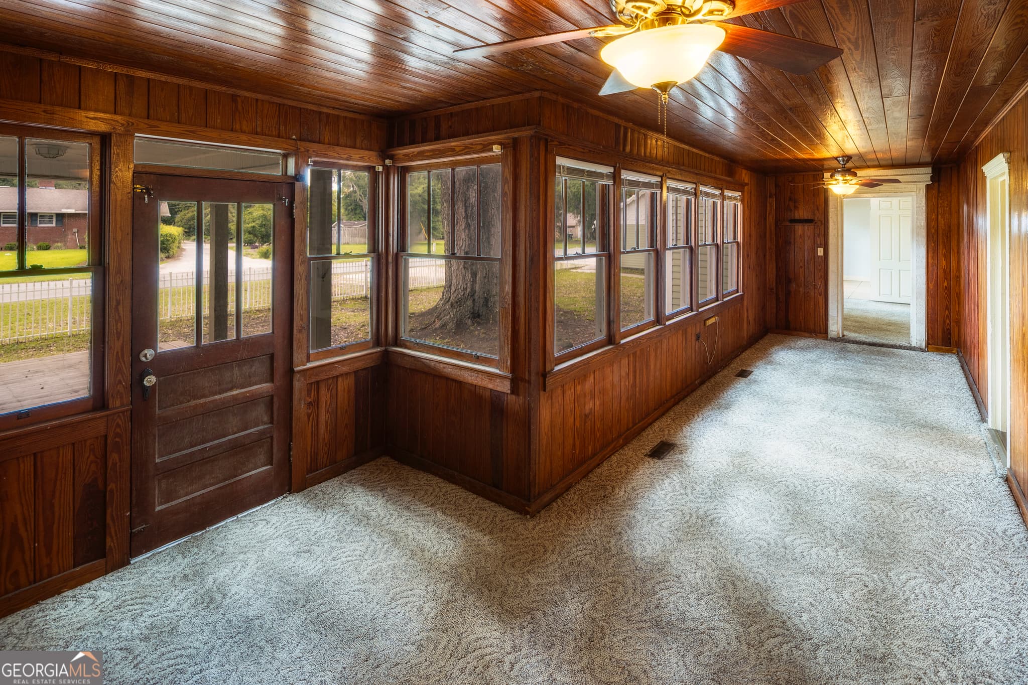5 bedroom, 3.5 bathroom, 3,955 sq ft single family residence for sale at 290 E King Avenue, Kingsland, GA 31548 — photo 5
