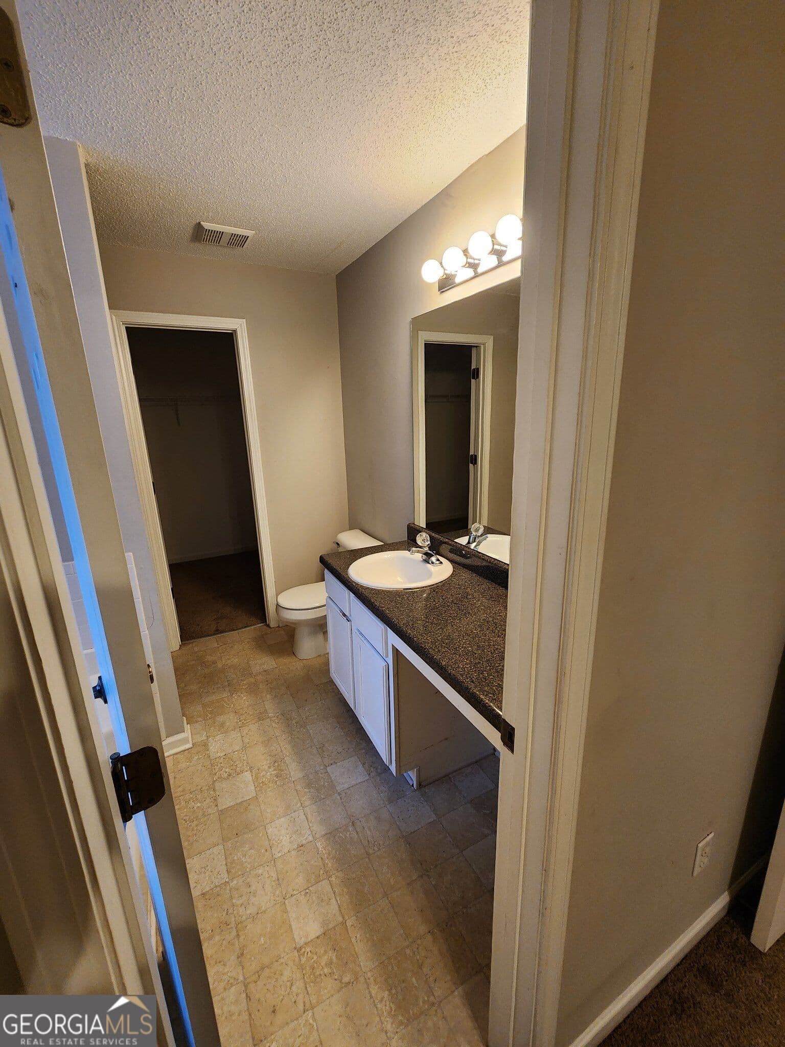 5 bedroom, 2.5 bathroom, 1,734 sq ft single family residence for rent at 553 Wren Walk, Stone Mountain, GA 30087 for $2,100 a month — photo 10
