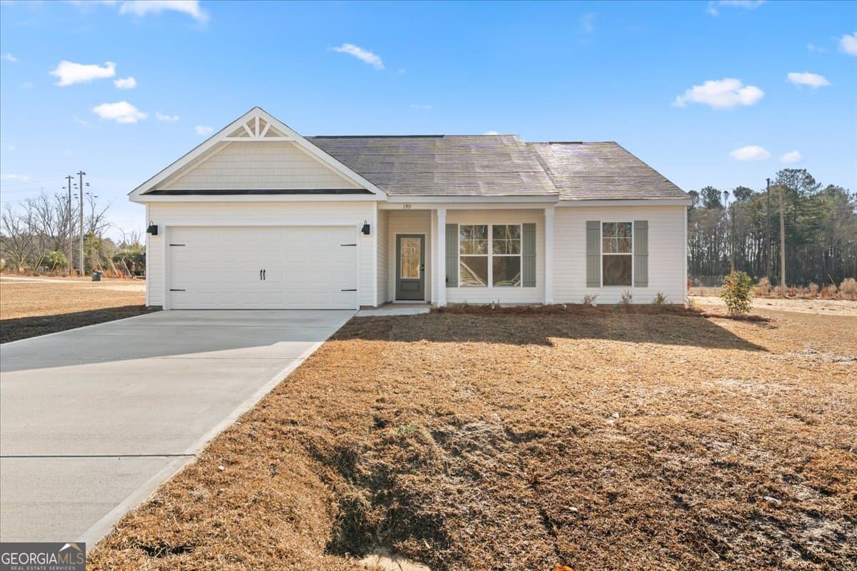 3 bedroom, 2 bathroom, 1,662 sq ft single family residence sold at 190 Foxridge Court, Metter, GA 30439