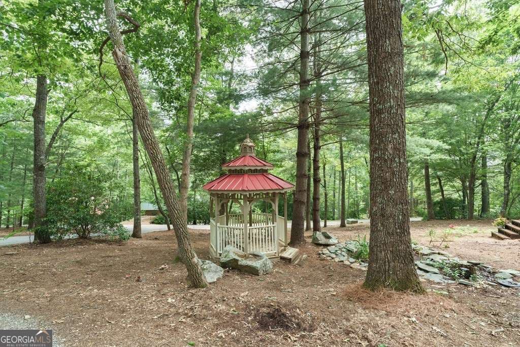 2 bedroom, 2 bathroom, 1,770 sq ft cabin,single family residence under contract at 169 Autumn Lane, Blairsville, GA 30512 — photo 7