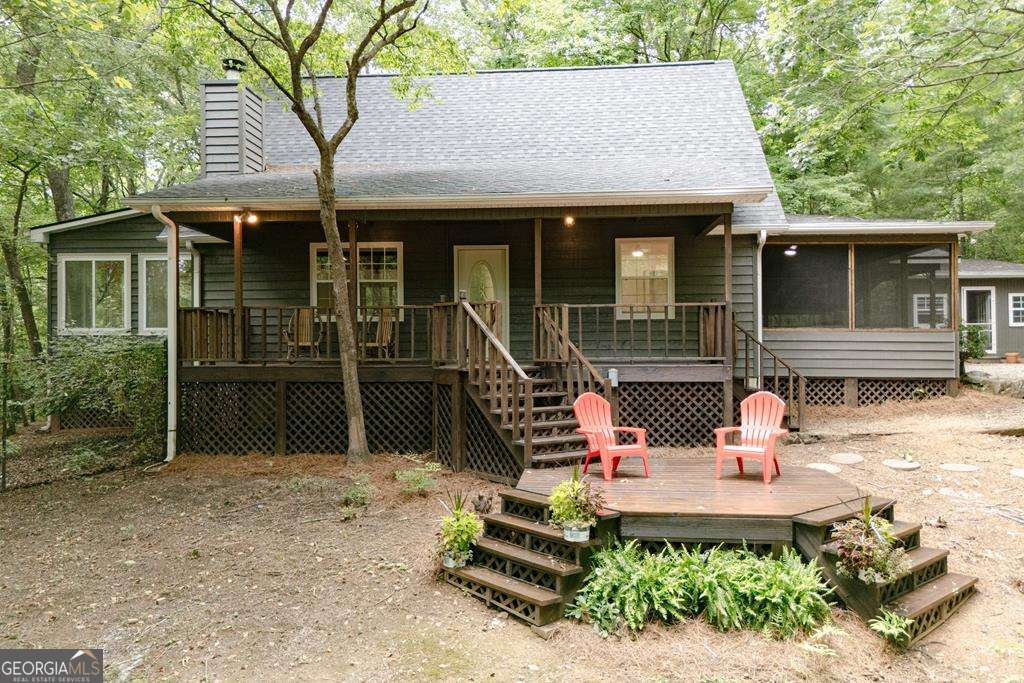 2 bedroom, 2 bathroom, 1,770 sq ft cabin,single family residence under contract at 169 Autumn Lane, Blairsville, GA 30512 — photo 3
