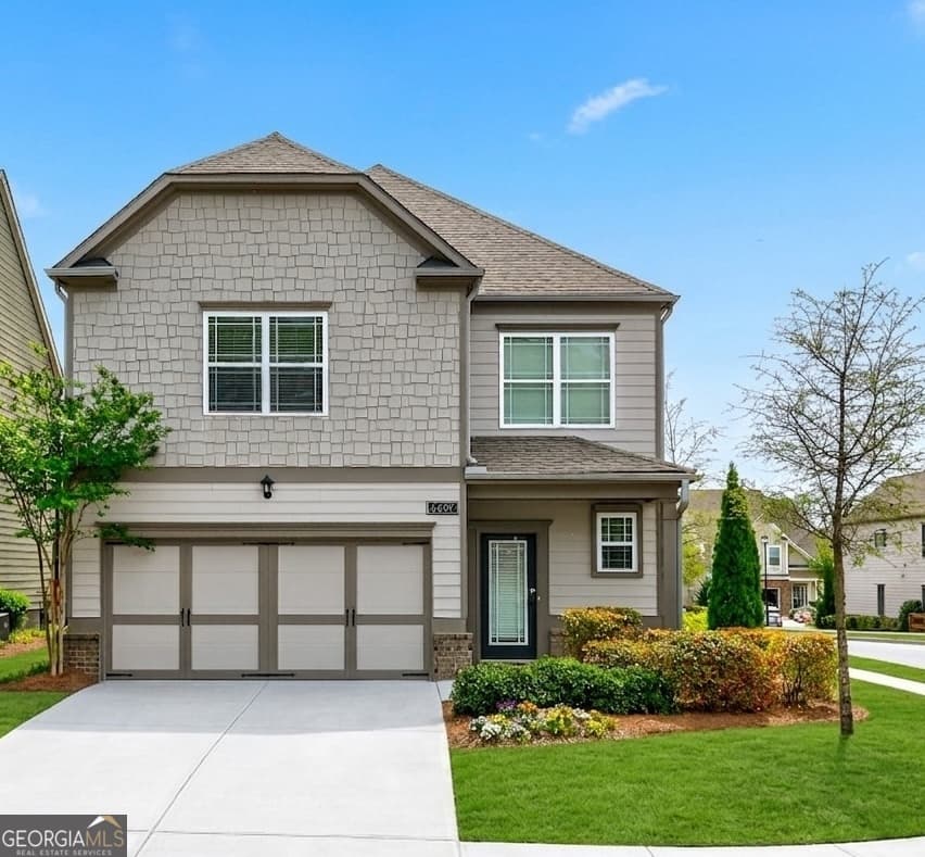3 bedroom, 2.5 bathroom, 2,250 sq ft single family residence for sale at 6497 Crosscreek Lane, Flowery Branch, GA 30542 — photo 2