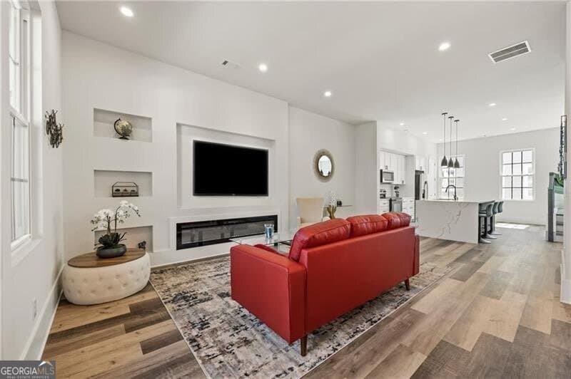 4 bedroom, 3.5 bathroom, 2,200 sq ft townhouse for sale at 3165 Dogwood Drive 104, Hapeville, GA 30354 — photo 10