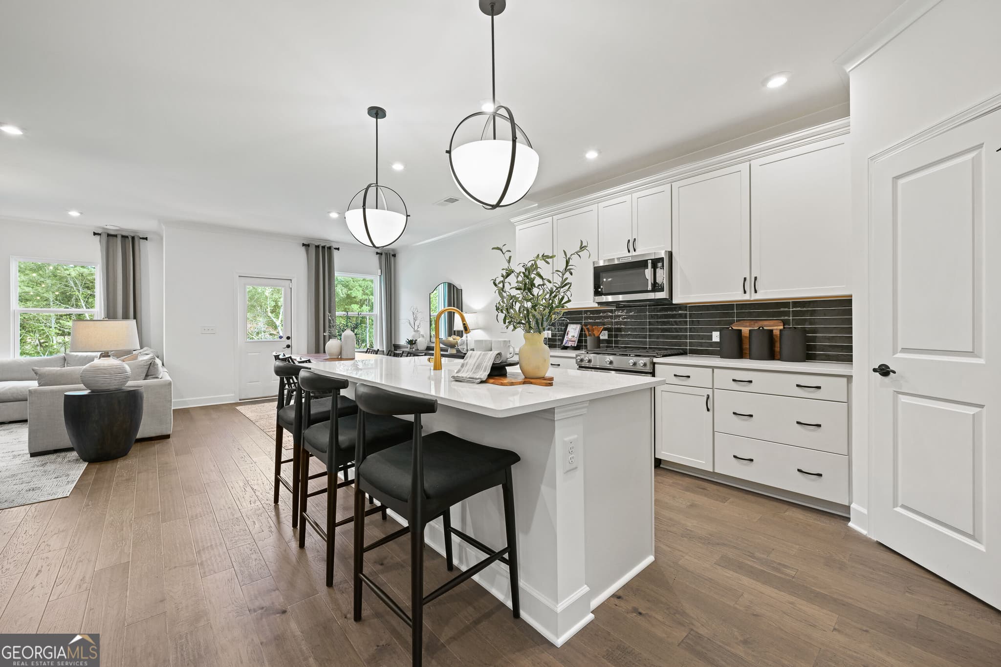 5 bedroom, 3 bathroom, 2,622 sq ft single family residence for sale at 6138 Marigold Way, Atlanta, GA 30349 — photo 5