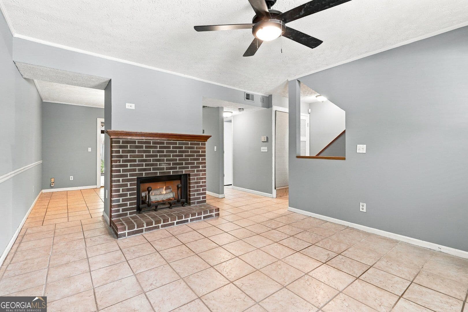 2 bedroom, 2.5 bathroom, 1,940 sq ft townhouse for sale at 668 Stratford Green, Avondale Estates, GA 30002 — photo 4