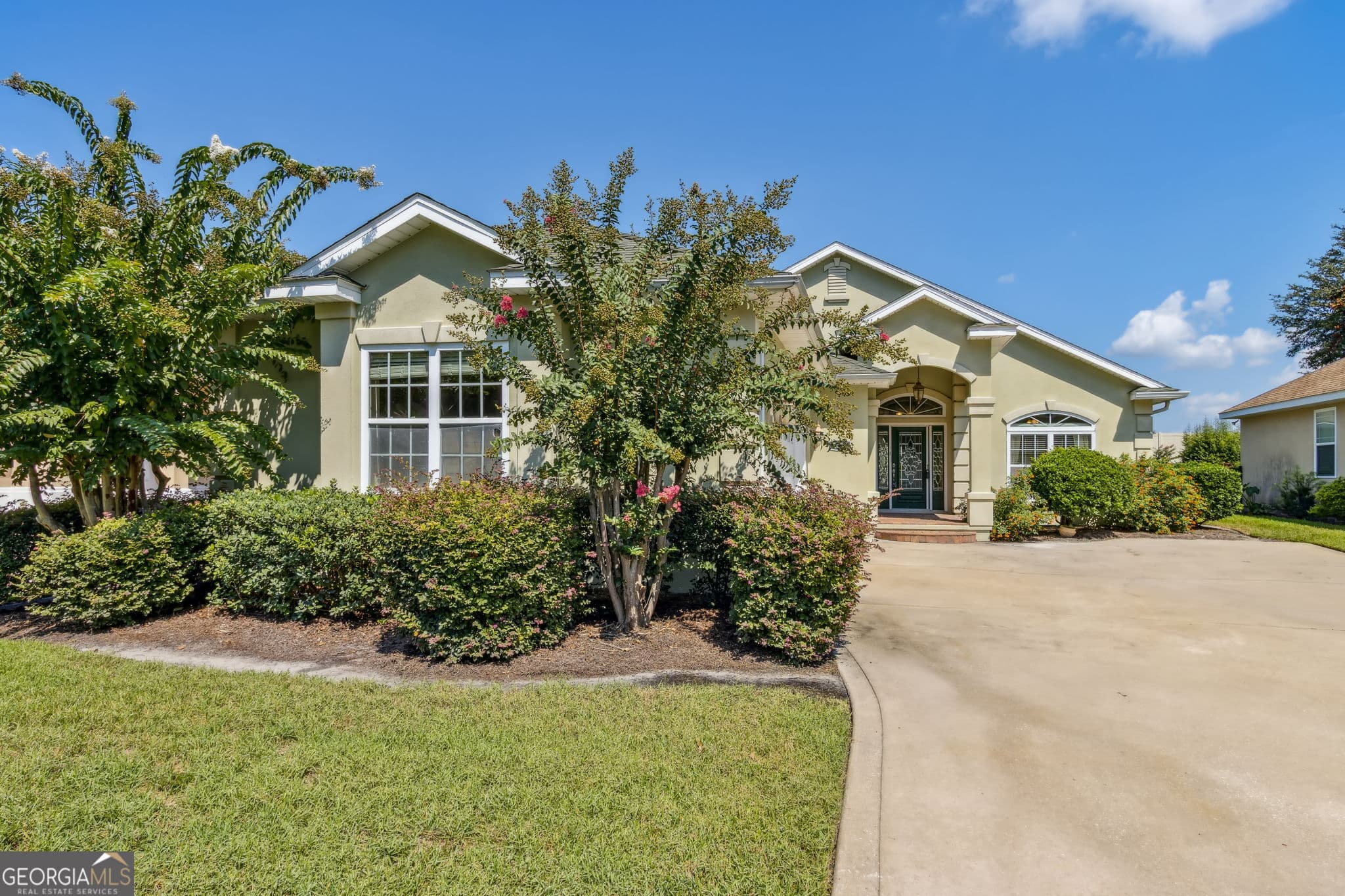 3 bedroom, 2 bathroom, 2,278 sq ft single family residence under contract at 1604 Sandpiper Court, St. Marys, GA 31558