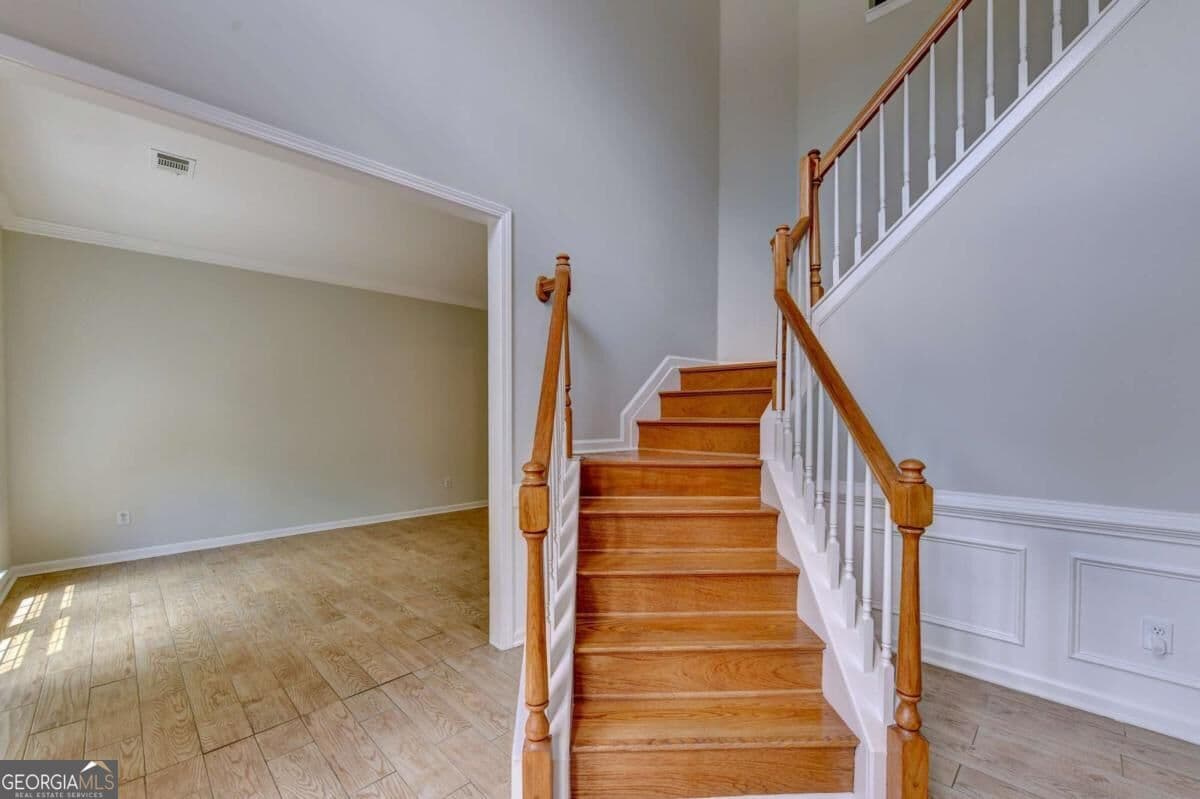 4 bedroom, 2.5 bathroom, 2,315 sq ft single family residence for rent at 2835 Crestmont Court, Cumming, GA 30041 for $2,995 a month — photo 8