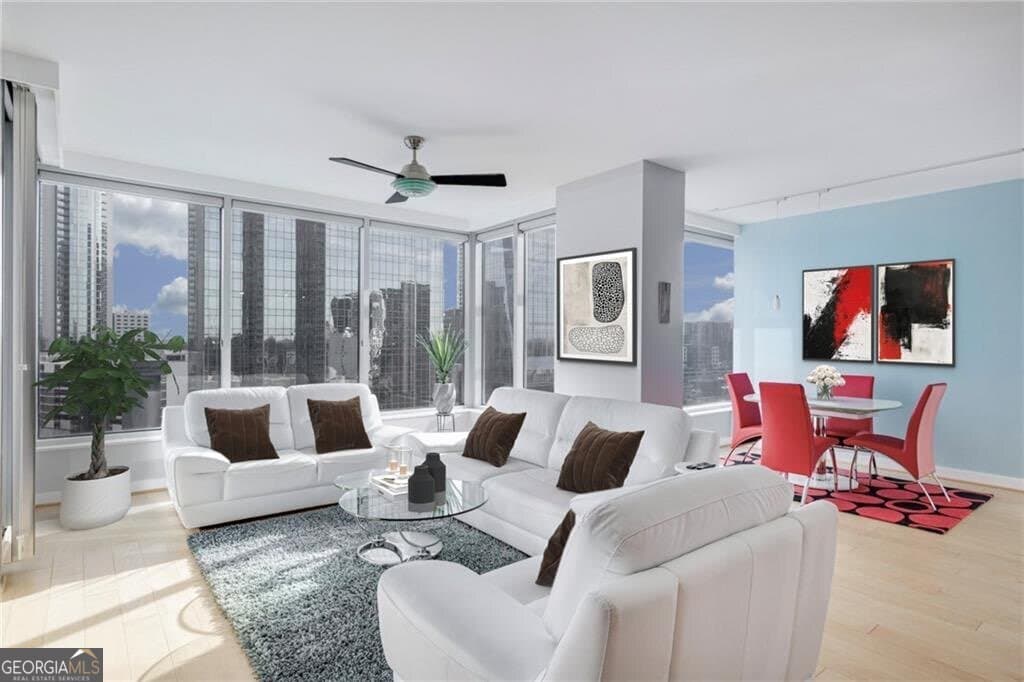 2 bedroom, 2.5 bathroom, 1,508 sq ft condominium sold at 3338 Peachtree Road 1409, Atlanta, GA 30326