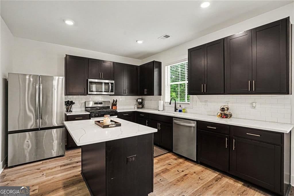 5 bedroom, 3 bathroom, 2,384 sq ft single family residence for sale at 613 Millen Road, Monticello, GA 31064 — photo 10