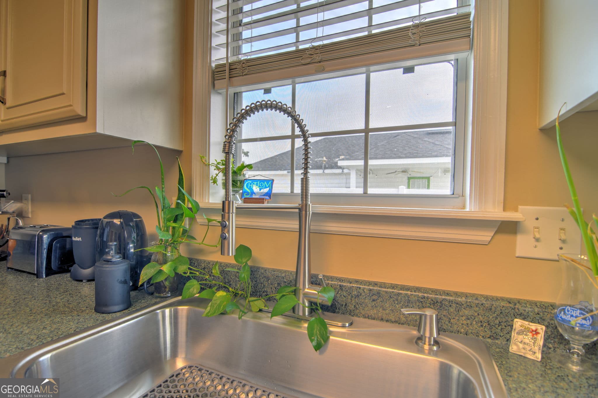 3 bedroom, 2 bathroom, 1,596 sq ft single family residence for sale at 4105 Rein Way, Valdosta, GA 31605 — photo 10