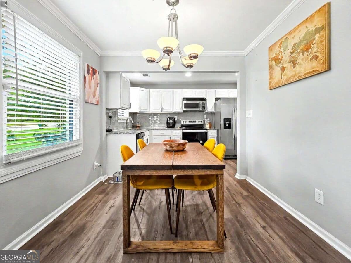 3 bedroom, 2 bathroom, 1,274 sq ft single family residence for sale at 1530 Columbia Drive, Decatur, GA 30032 — photo 7