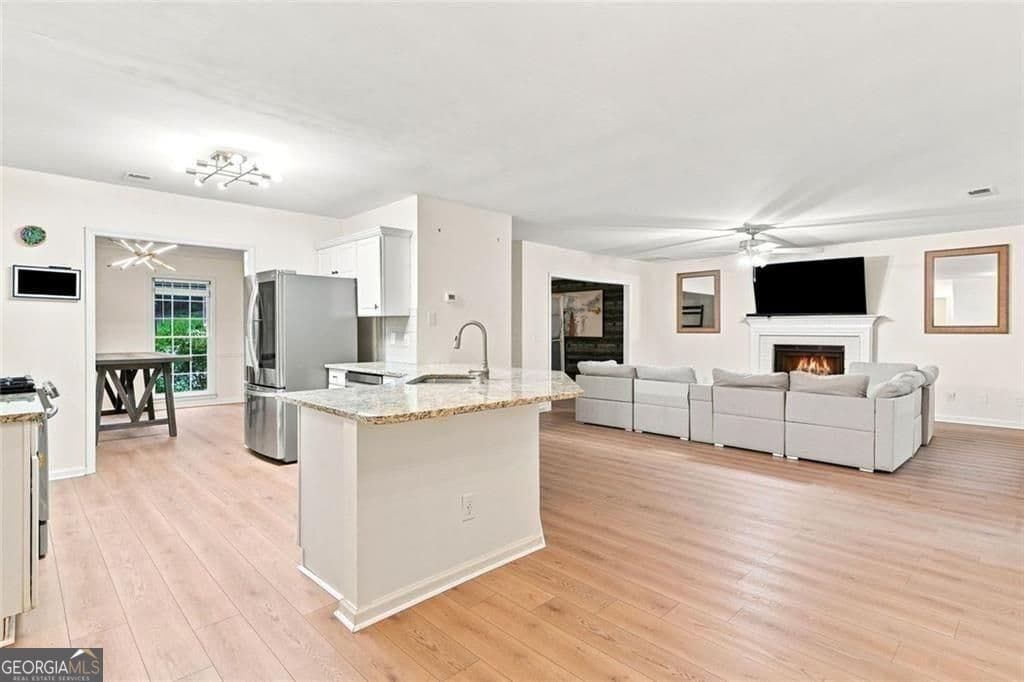 4 bedroom, 2.5 bathroom, 2,726 sq ft single family residence for sale at 4516 Terret Trace, Acworth, GA 30101 — photo 10