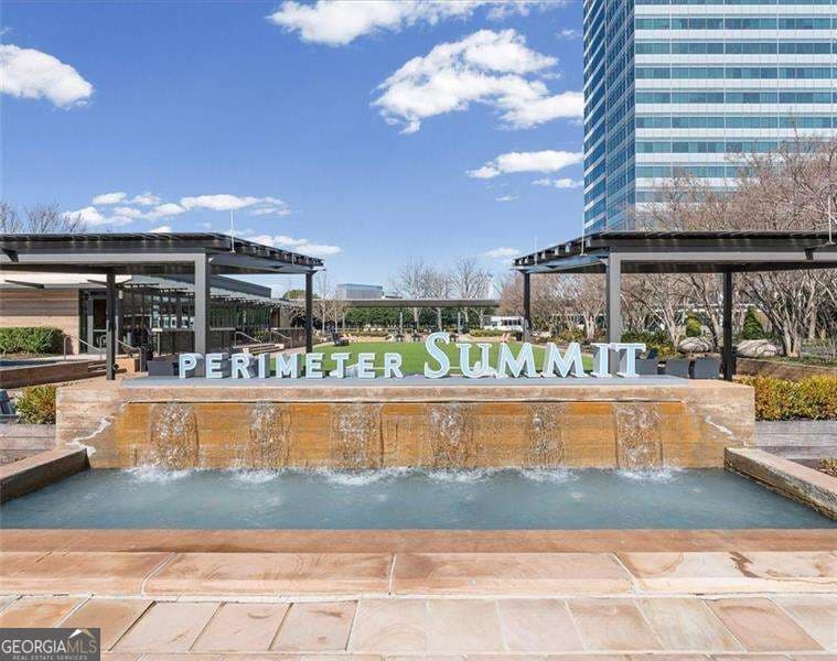 2 bedroom, 2 bathroom, 1,008 sq ft condominium for rent at 10 Perimeter Summi Boulevard 4236, Atlanta, GA 30319 for $2,100 a month — photo 2