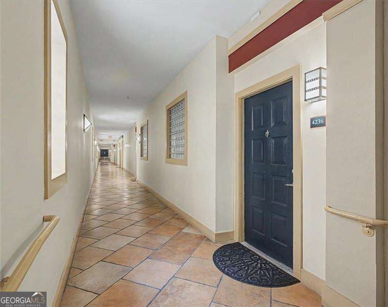 2 bedroom, 2 bathroom, 1,008 sq ft condominium for rent at 10 Perimeter Summi Boulevard 4236, Atlanta, GA 30319 for $2,100 a month — photo 3