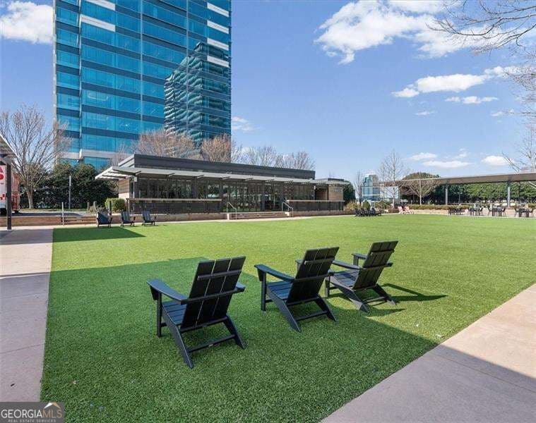 2 bedroom, 2 bathroom, 1,008 sq ft condominium for rent at 10 Perimeter Summi Boulevard 4236, Atlanta, GA 30319 for $2,100 a month — photo 1 of 25