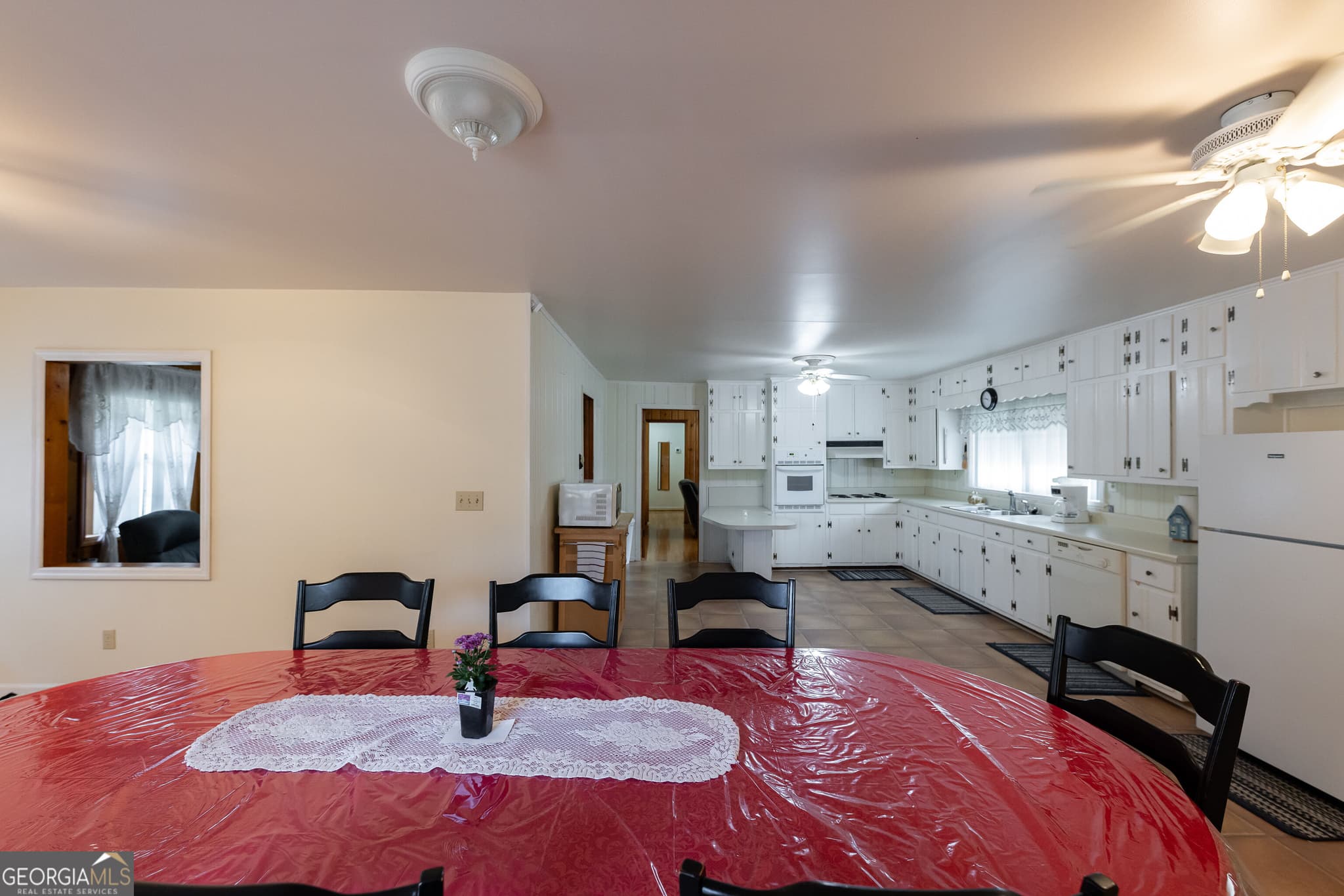 3 bedroom, 2 bathroom, 1,848 sq ft single family residence for sale at 6316 Highway 74, Yatesville, GA 31097 — photo 5