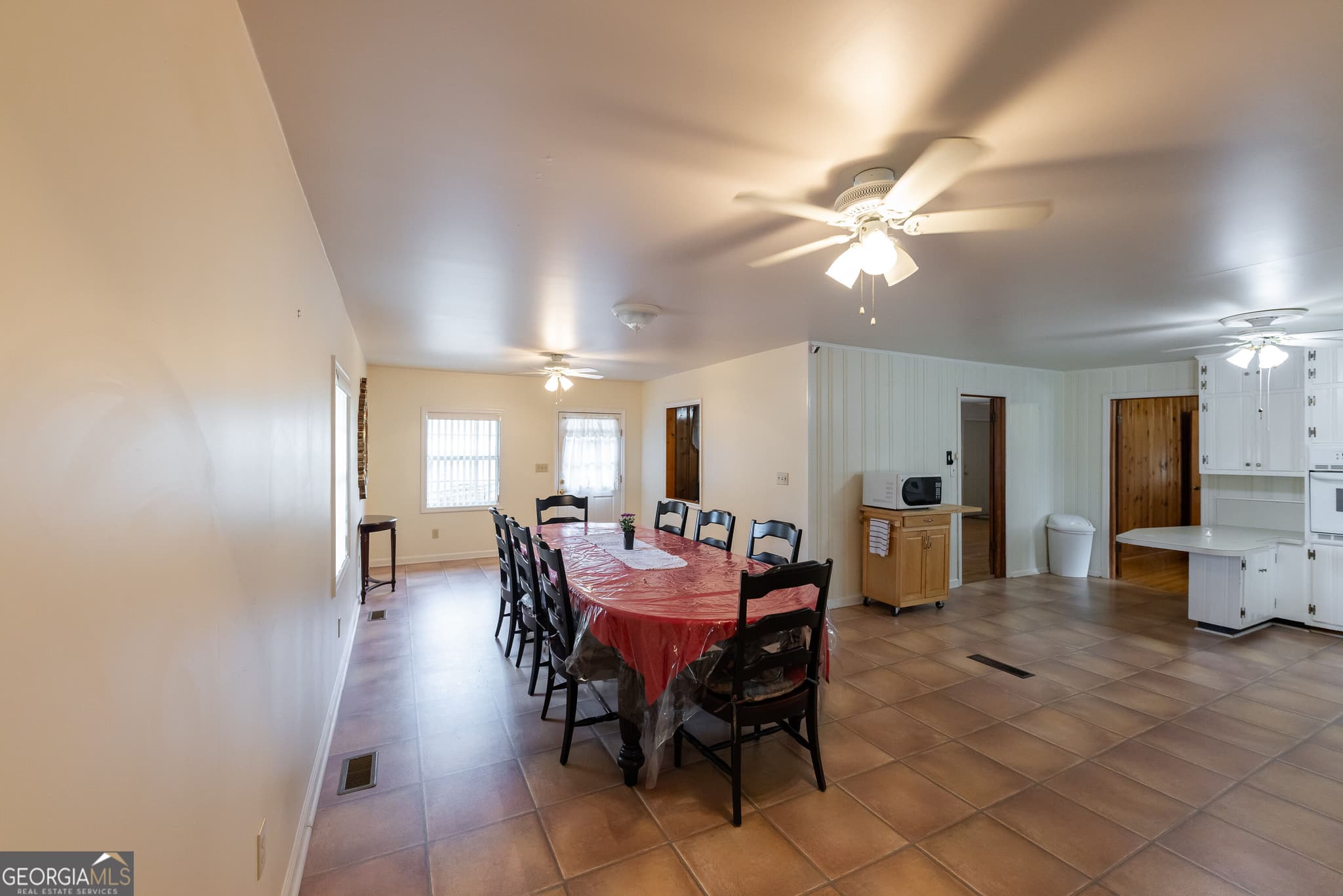 3 bedroom, 2 bathroom, 1,848 sq ft single family residence for sale at 6316 Highway 74, Yatesville, GA 31097 — photo 4