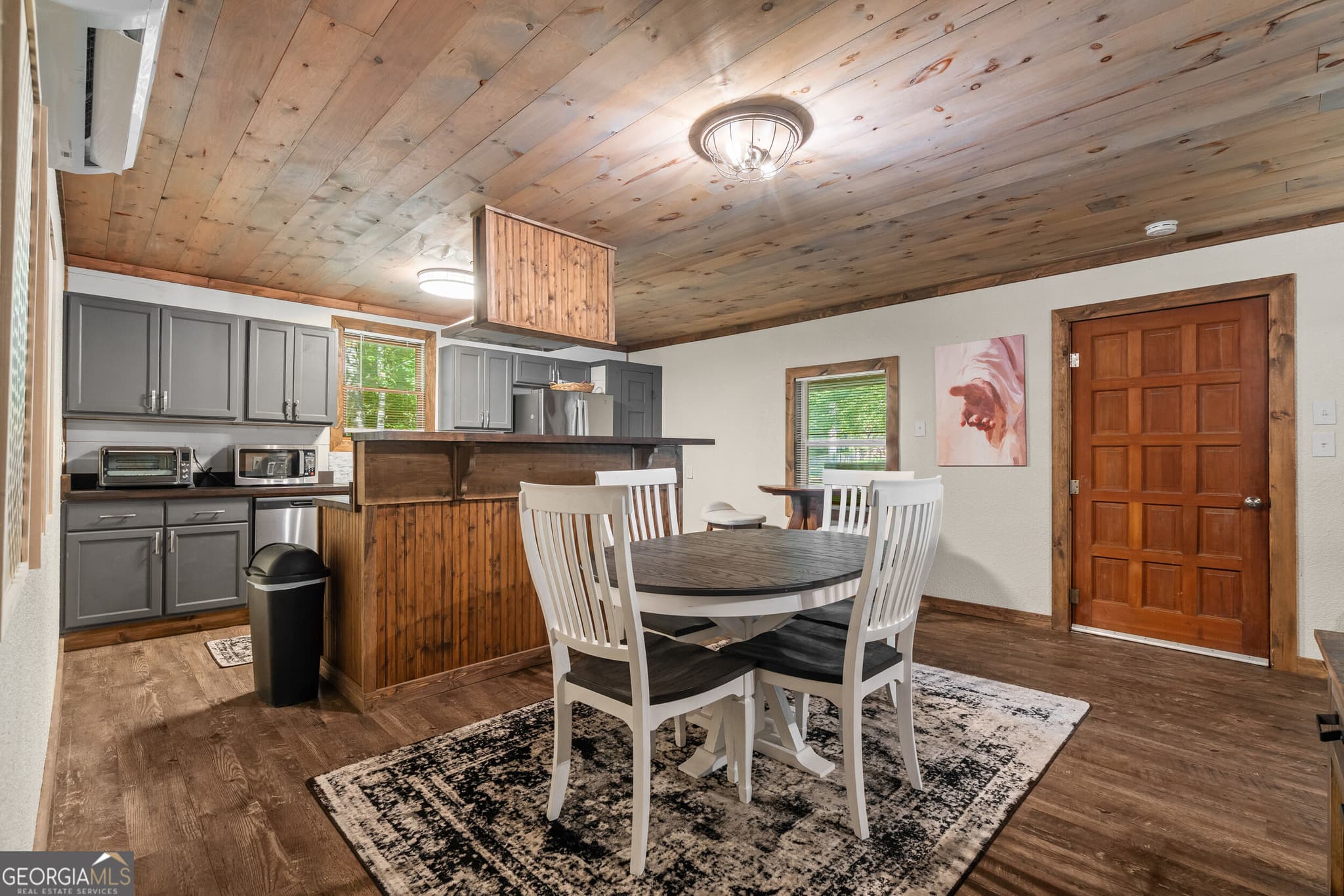 2 bedroom, 2 bathroom, 1,376 sq ft single family residence for sale at 4326 White Oak Drive, Hiawassee, GA 30546 — photo 5