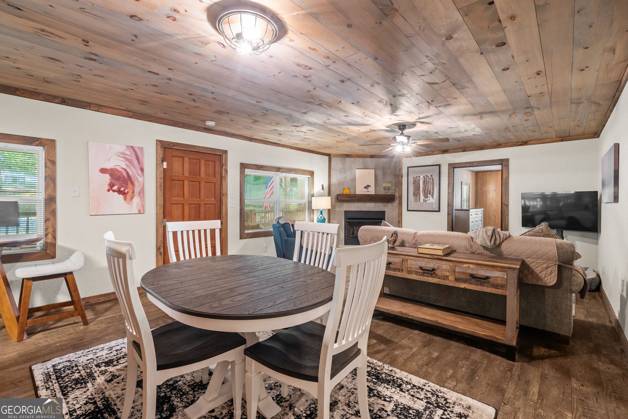 2 bedroom, 2 bathroom, 1,376 sq ft single family residence for sale at 4326 White Oak Drive, Hiawassee, GA 30546 — photo 10