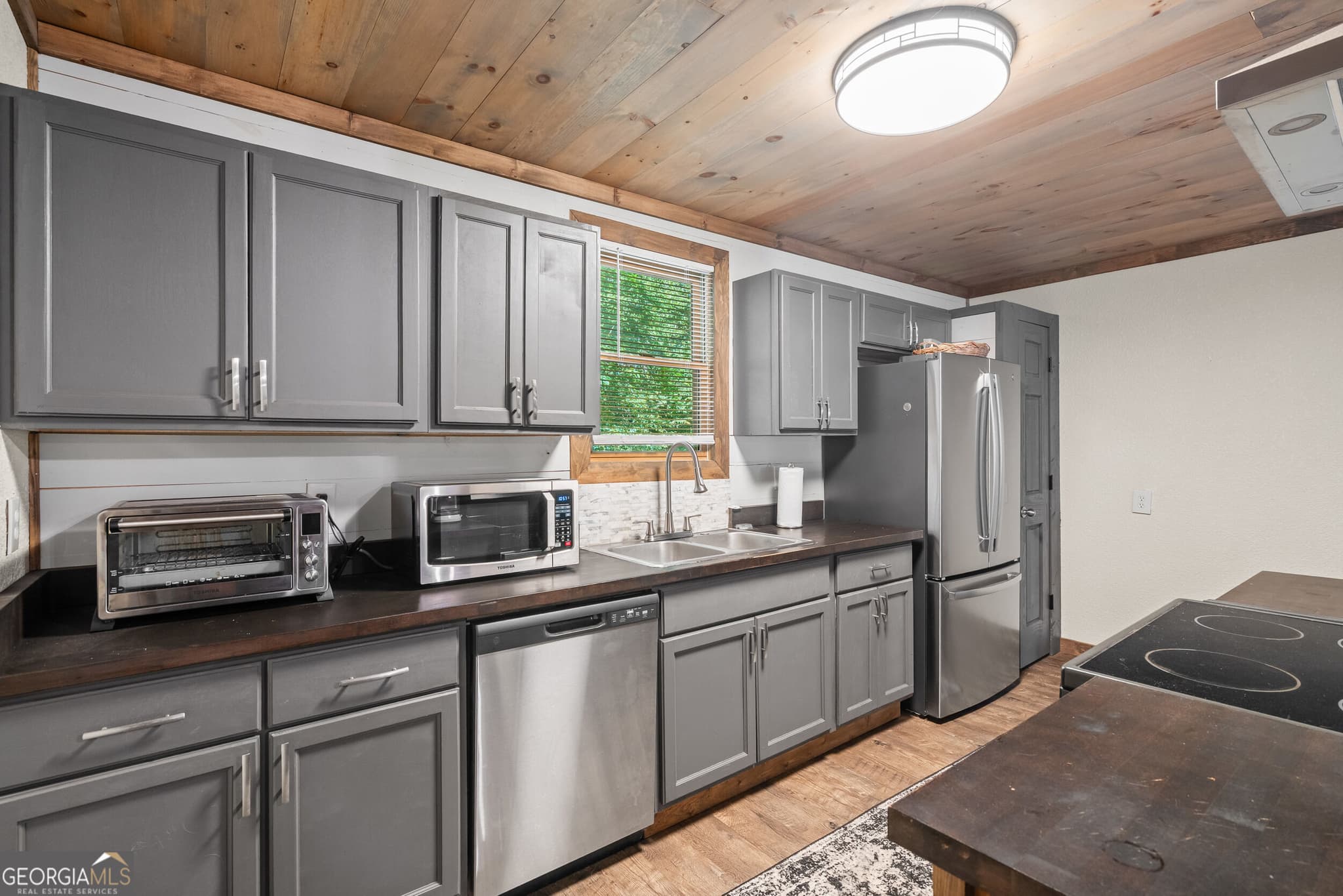 2 bedroom, 2 bathroom, 1,376 sq ft single family residence for sale at 4326 White Oak Drive, Hiawassee, GA 30546 — photo 8