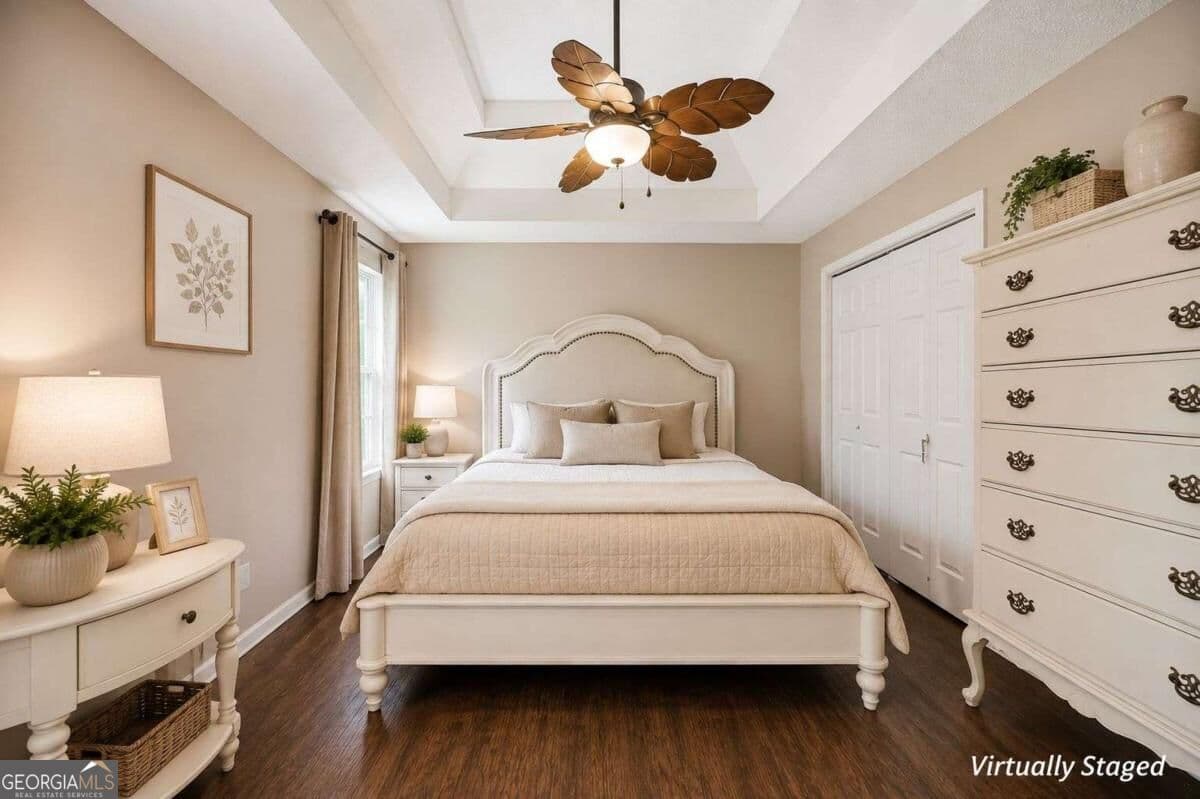 5 bedroom, 3 bathroom, 2,342 sq ft single family residence for sale at 3941 Memorial Parkway, Kennesaw, GA 30152 — photo 6