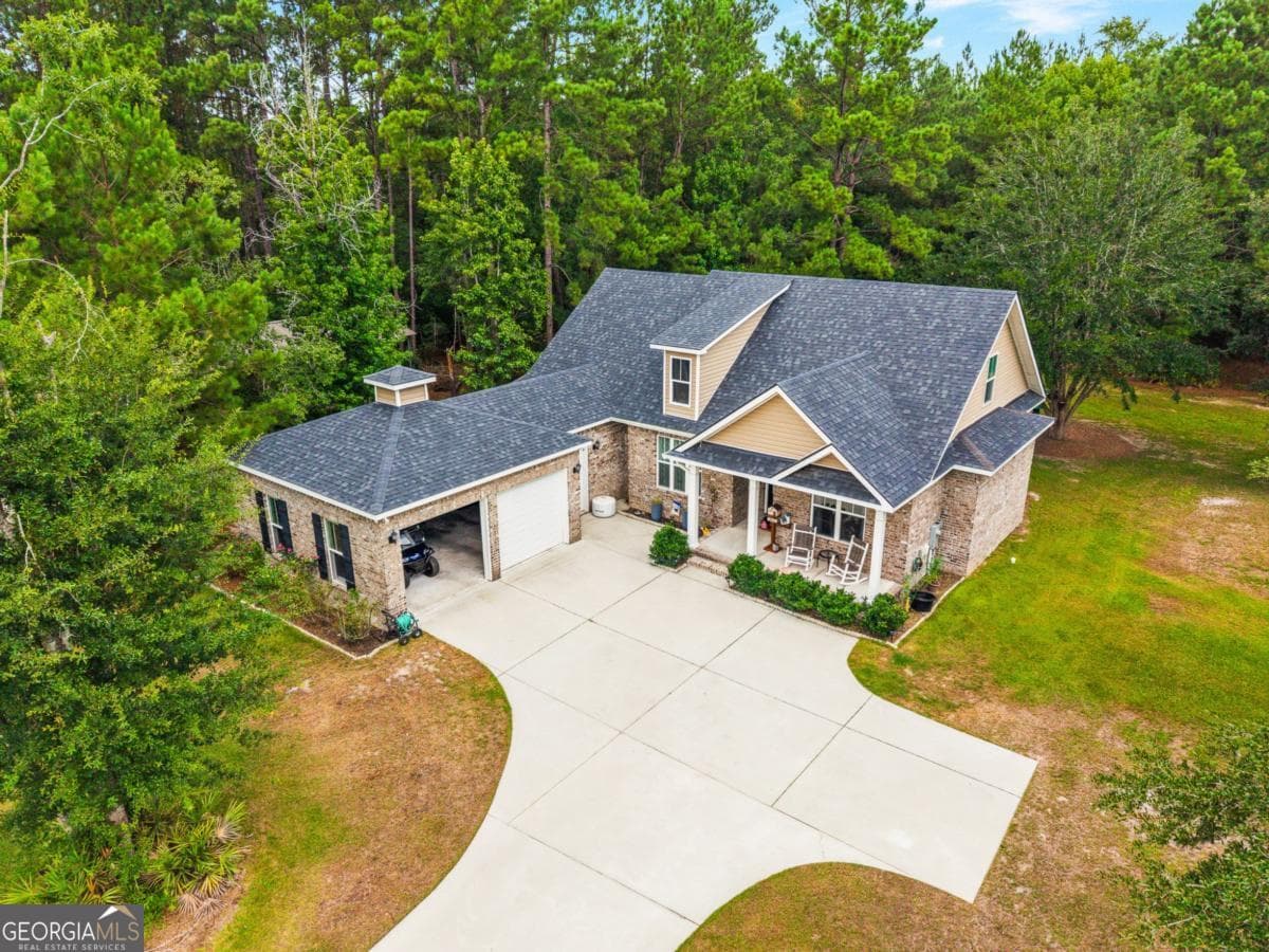 4 bedroom, 3 bathroom, 2,212 sq ft single family residence for sale at 238 Dean Drive, Guyton, GA 31312 — photo 7