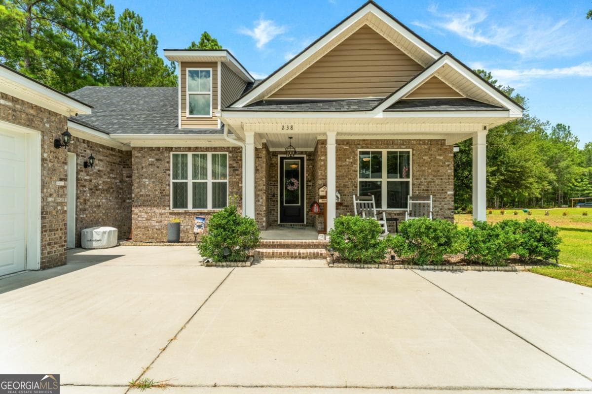 4 bedroom, 3 bathroom, 2,212 sq ft single family residence for sale at 238 Dean Drive, Guyton, GA 31312 — photo 3