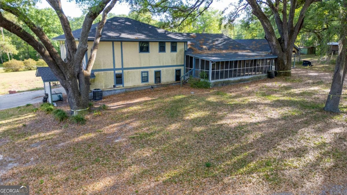 3 bedroom, 2 bathroom, 2,990 sq ft single family residence under contract at 528 Gardner Road, Baxley, GA 31513 — photo 7
