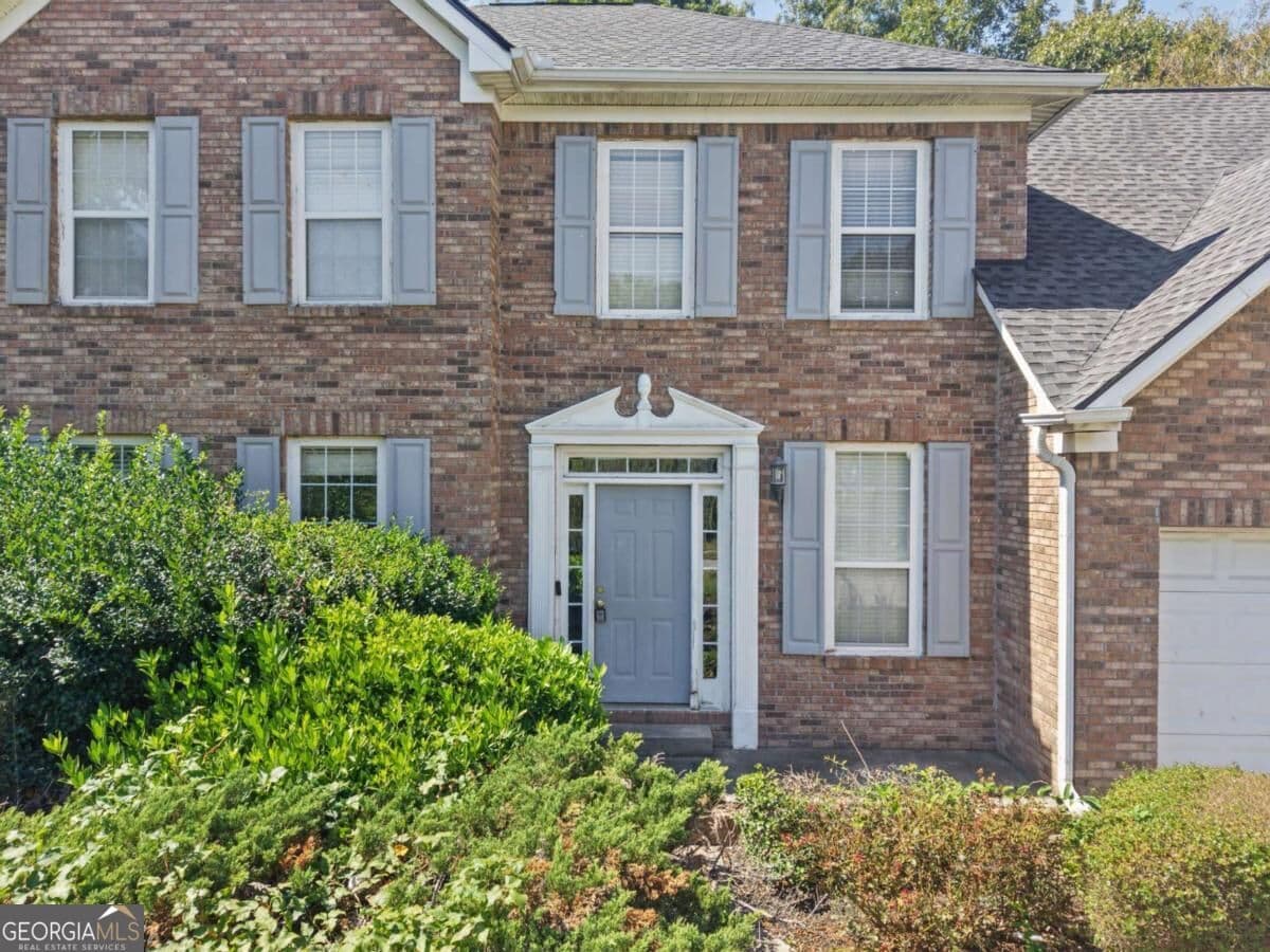 4 bedroom, 2.5 bathroom single family residence for sale at 5424 Trumpet Vine Trail, Mableton, GA 30126 — photo 4