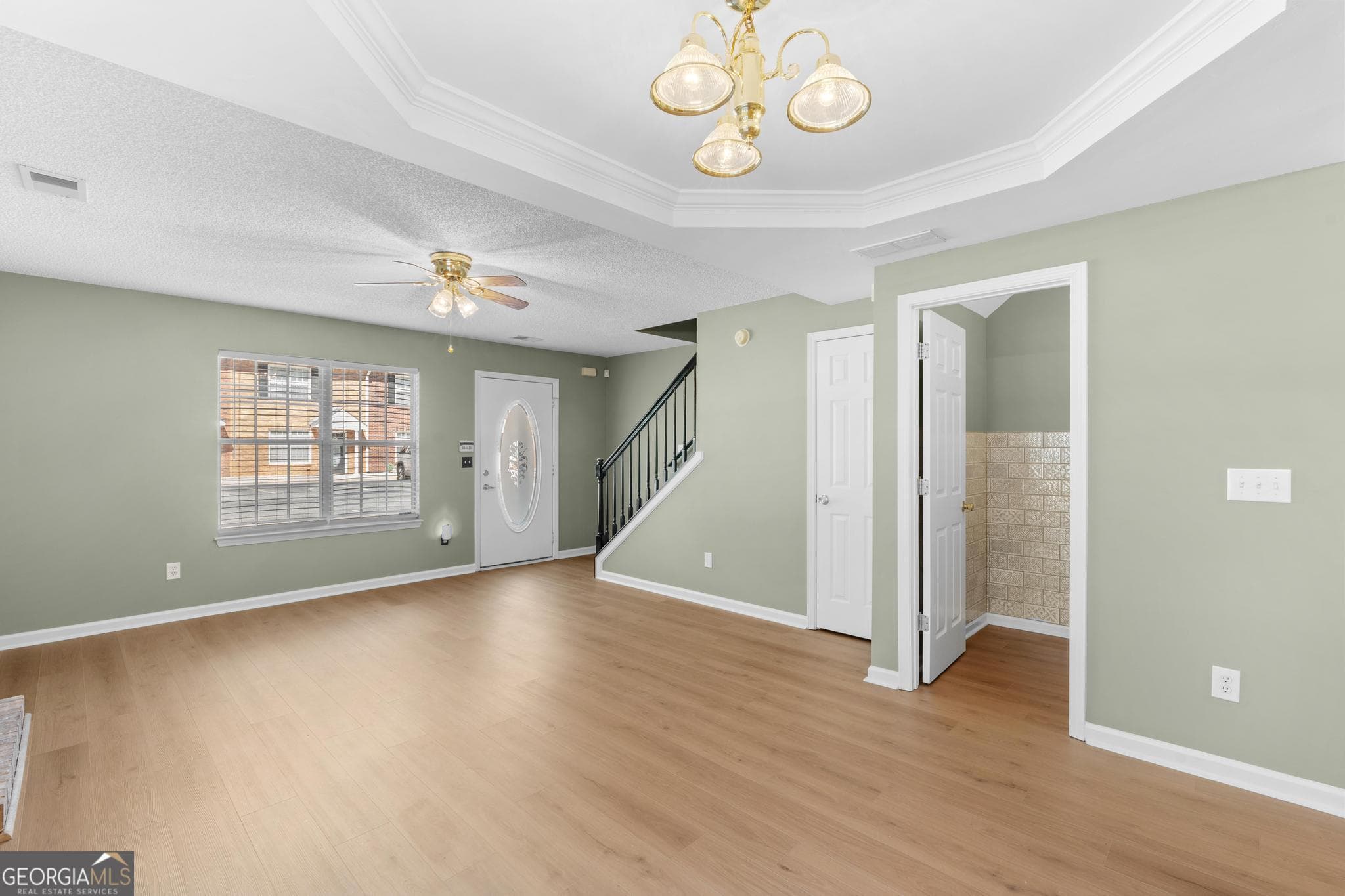 2 bedroom, 2.5 bathroom, 1,260 sq ft condominium for sale at 890 Highway 42 B-6, Jackson, GA 30233 — photo 3