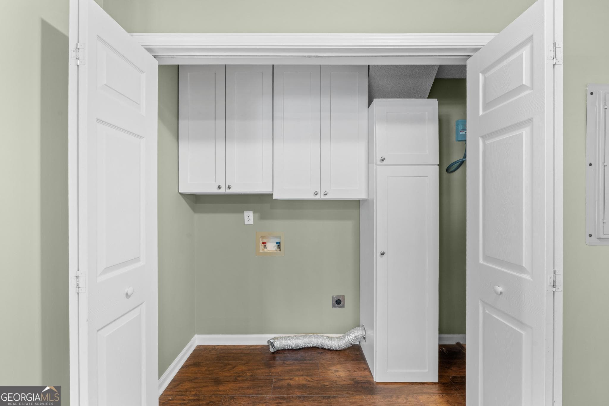 2 bedroom, 2.5 bathroom, 1,260 sq ft condominium for sale at 890 Highway 42 B-6, Jackson, GA 30233 — photo 9