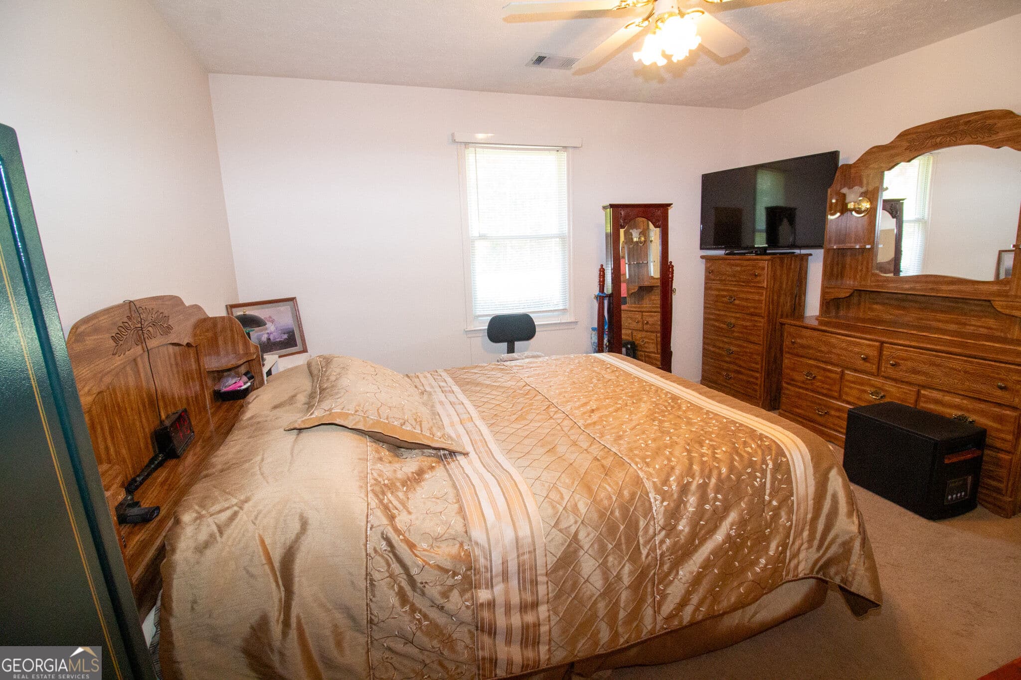 3 bedroom, 2 bathroom, 1,296 sq ft single family residence under contract at 3465 Country Road 288, Five Points, AL 36855 — photo 9