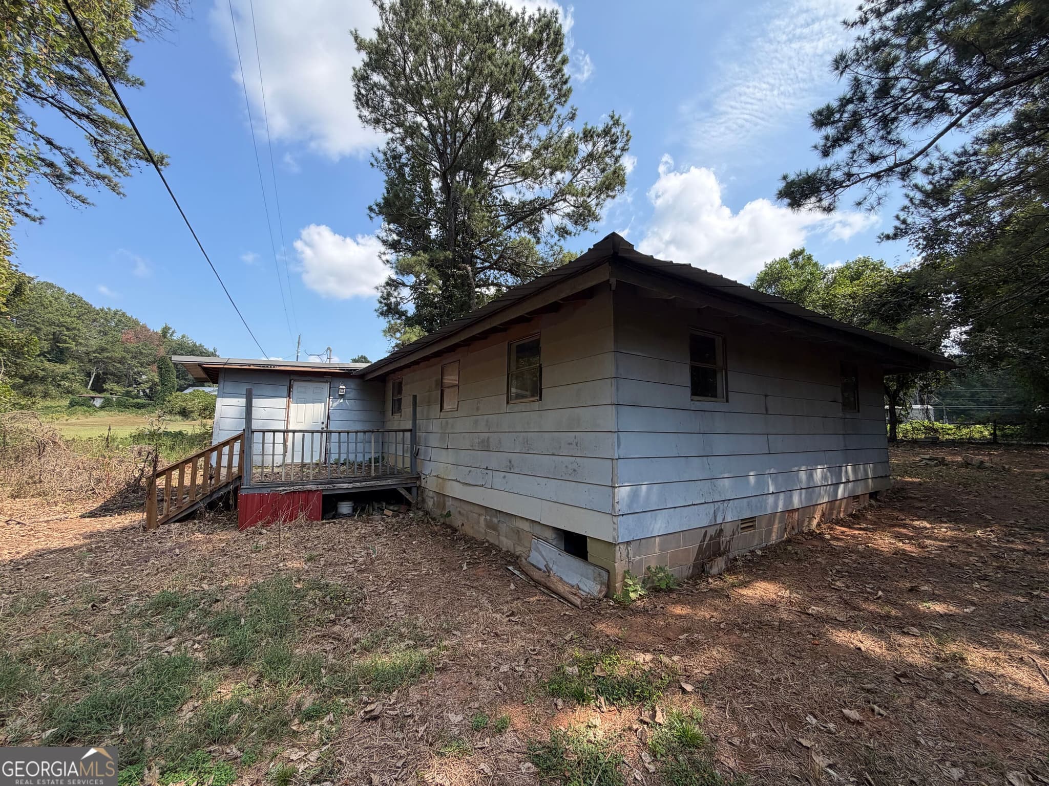 3 bedroom, 1 bathroom, 1,112 sq ft single family residence for sale at 104 McCreery Road, Jefferson, GA 30549 — photo 6