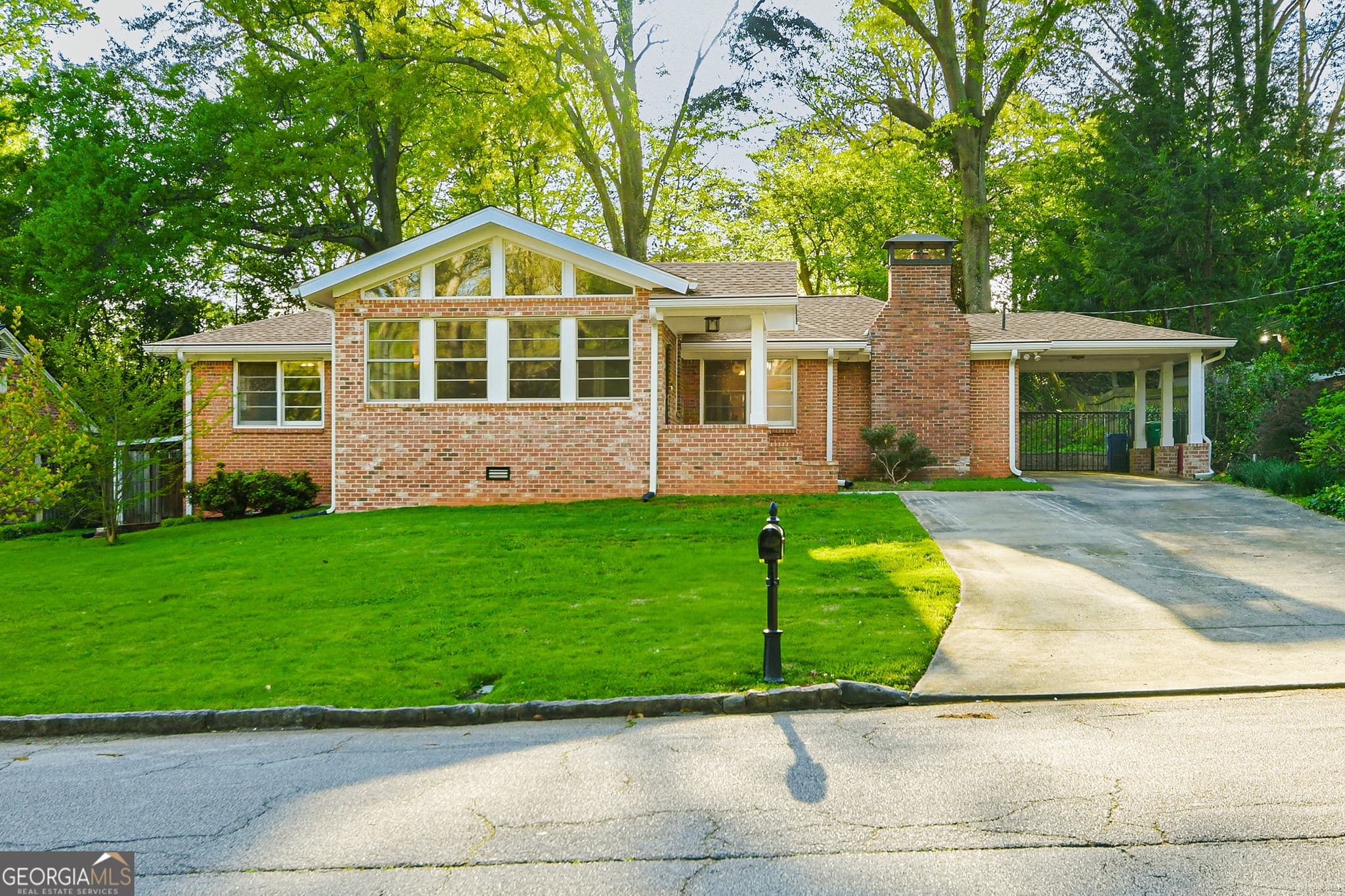 3 bedroom, 3 bathroom, 2,942 sq ft single family residence sold at 698 N Superior Avenue, Decatur, GA 30033