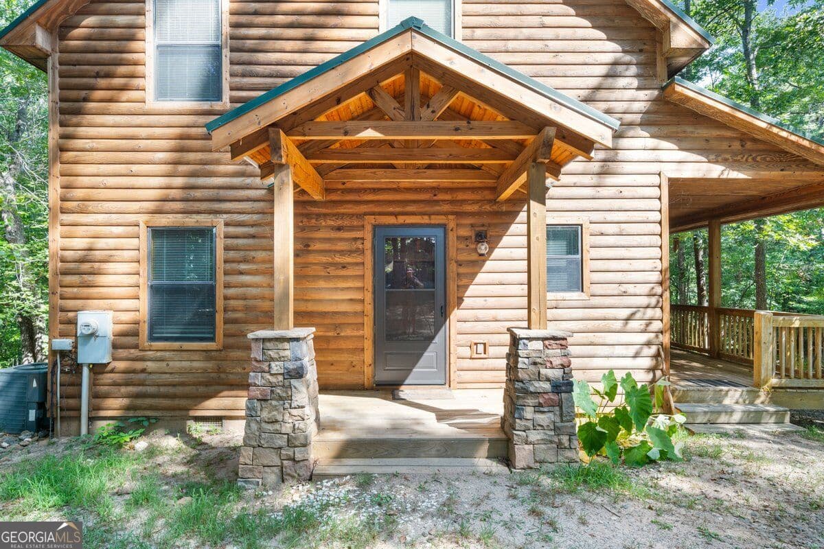 2 bedroom, 2 bathroom, 1,434 sq ft cabin,single family residence for sale at 63 Collinsbrook Trail, Cleveland, GA 30528 — photo 7