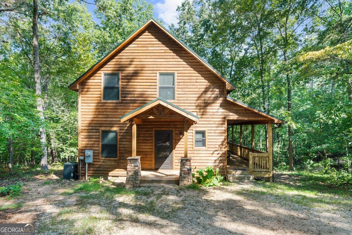 2 bedroom, 2 bathroom, 1,434 sq ft cabin,single family residence for sale at 63 Collinsbrook Trail, Cleveland, GA 30528 — photo 4