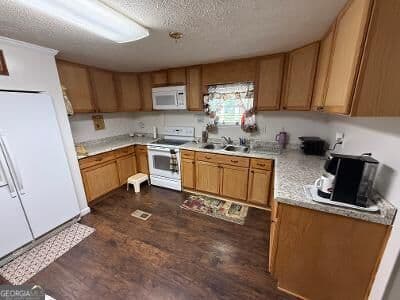 4 bedroom, 3 bathroom, 2,112 sq ft manufactured home,single family residence for sale at 95 Meadow Road, Swainsboro, GA 30401 — photo 9