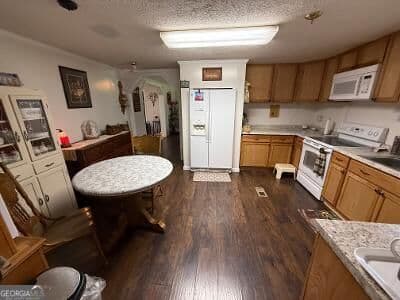 4 bedroom, 3 bathroom, 2,112 sq ft manufactured home,single family residence for sale at 95 Meadow Road, Swainsboro, GA 30401 — photo 10
