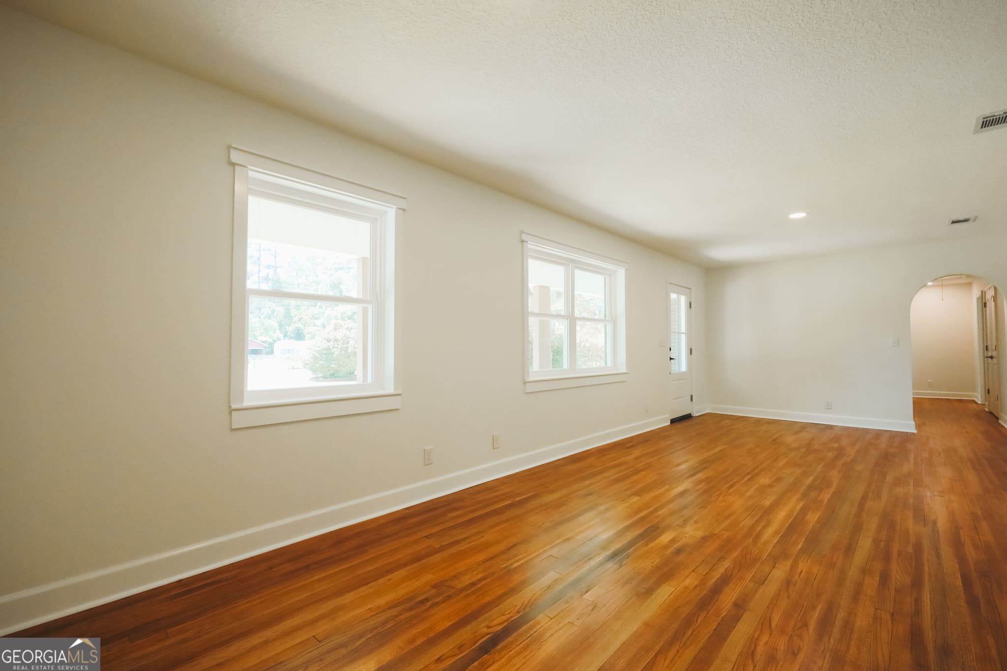 3 bedroom, 2 bathroom, 1,500 sq ft single family residence for sale at 106 Pinehurst Drive, Blackshear, GA 31516 — photo 4