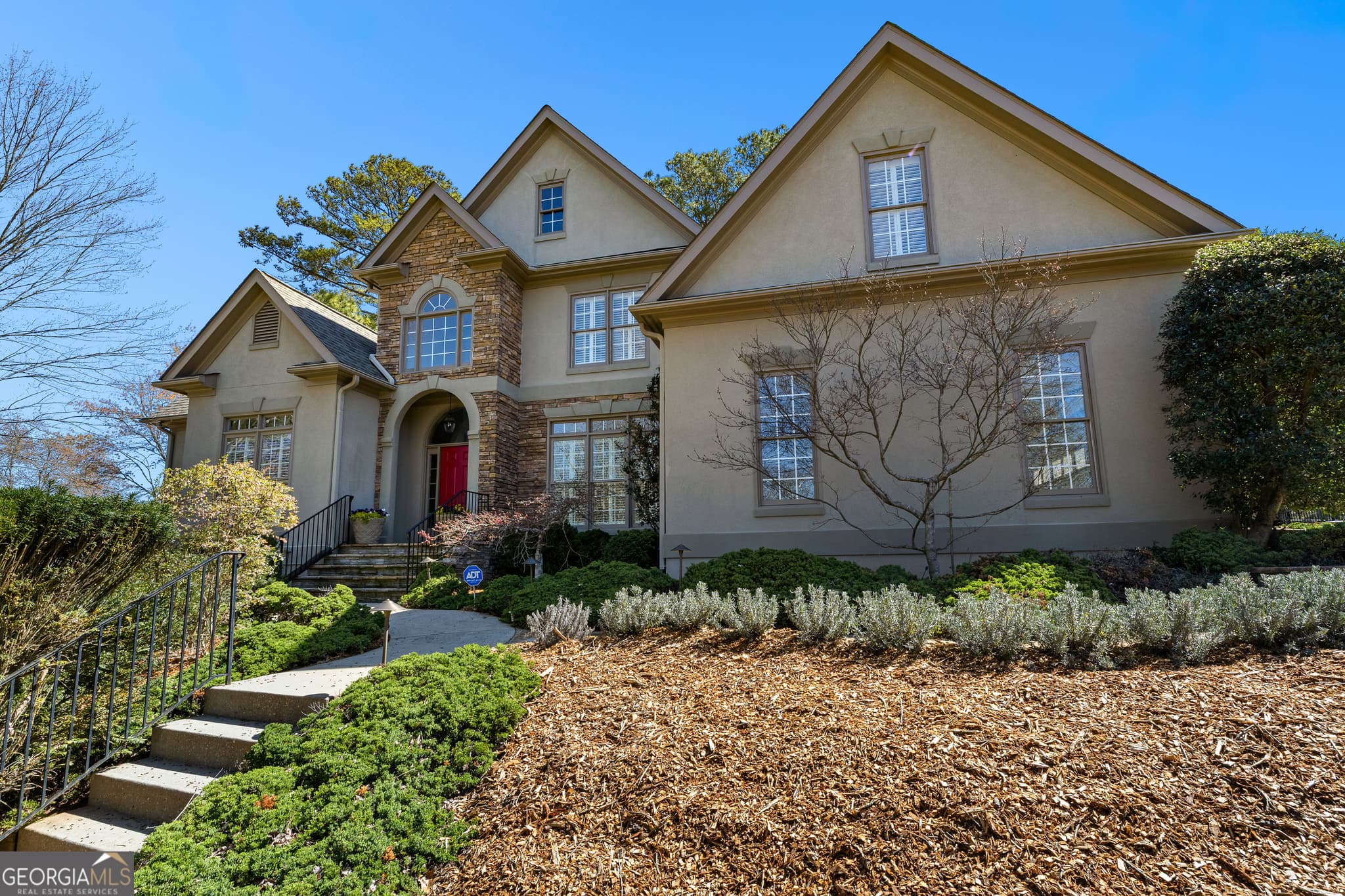 5 bedroom, 3.5 bathroom, 4,992 sq ft single family residence for sale at 322 Loring Lane, Peachtree City, GA 30269 — photo 2